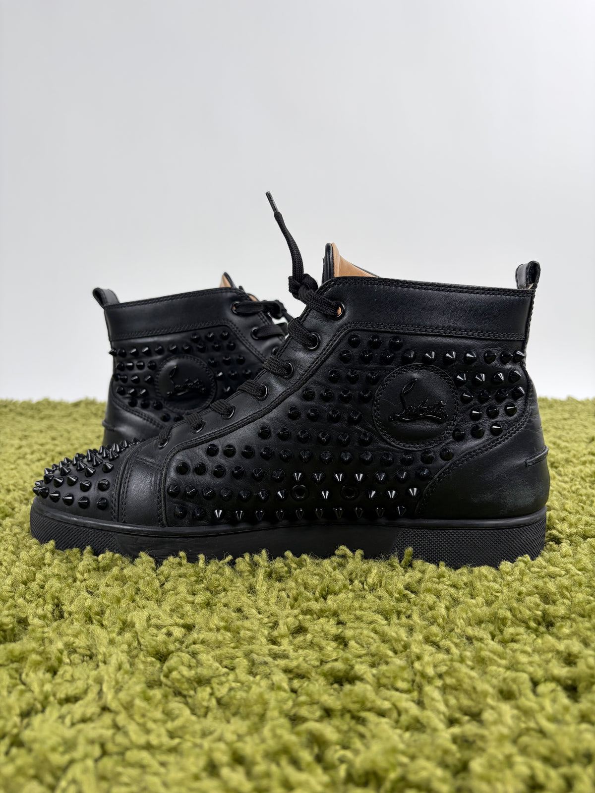Christian Louboutin Spikes High in pelle Nera
