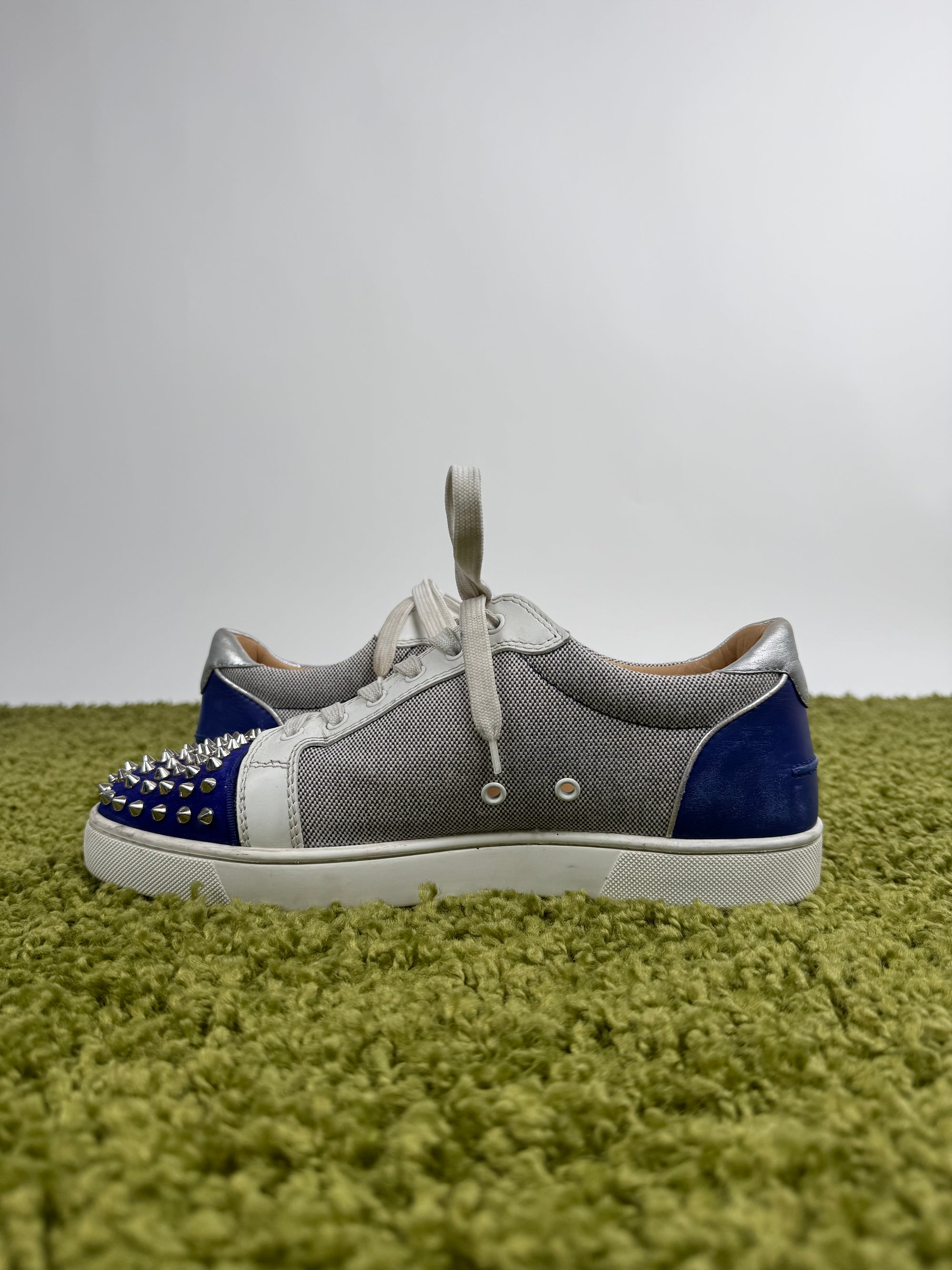 Christian Louboutin Spikes 44
