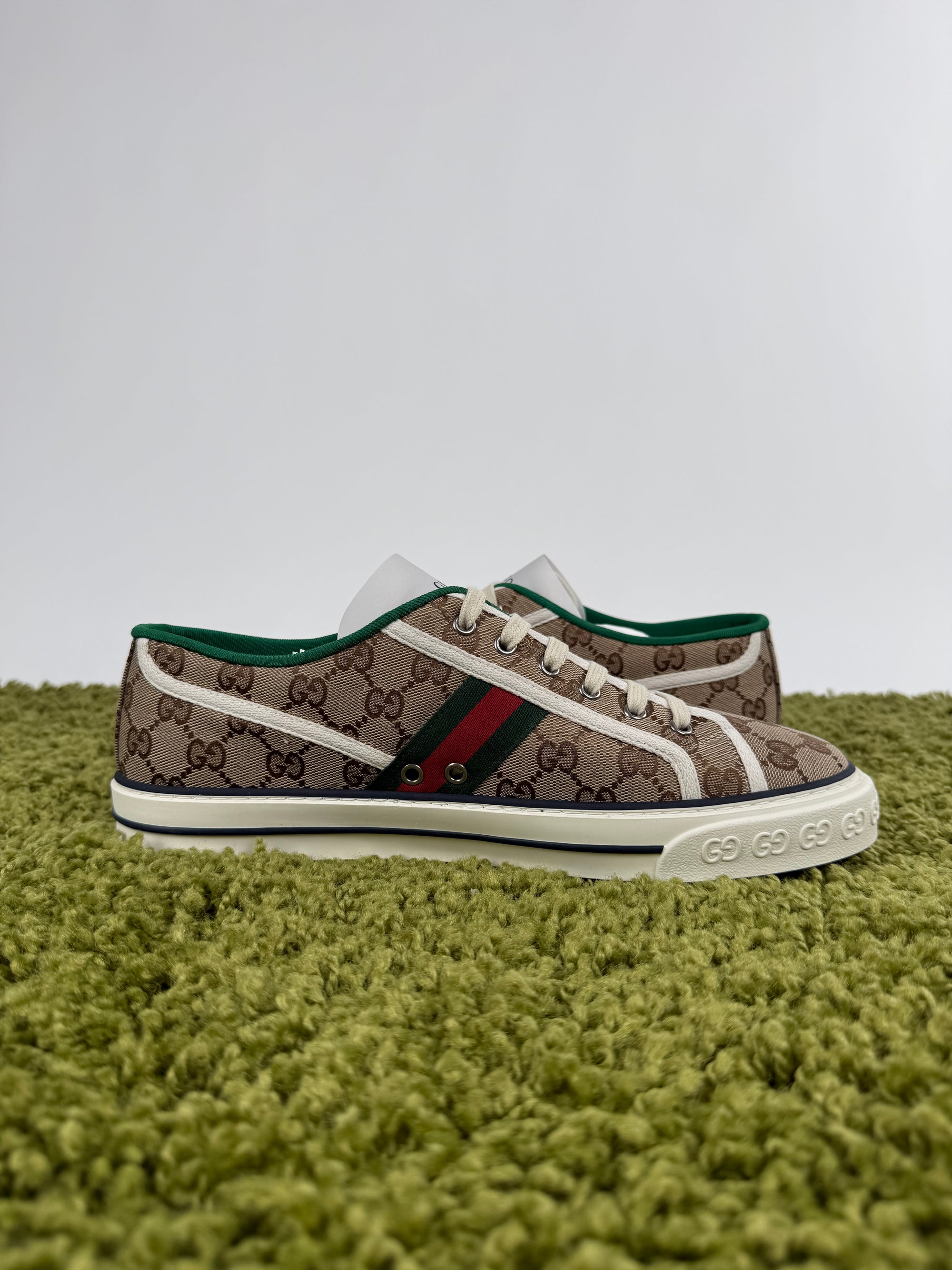 Gucci Tennis Beige 11+