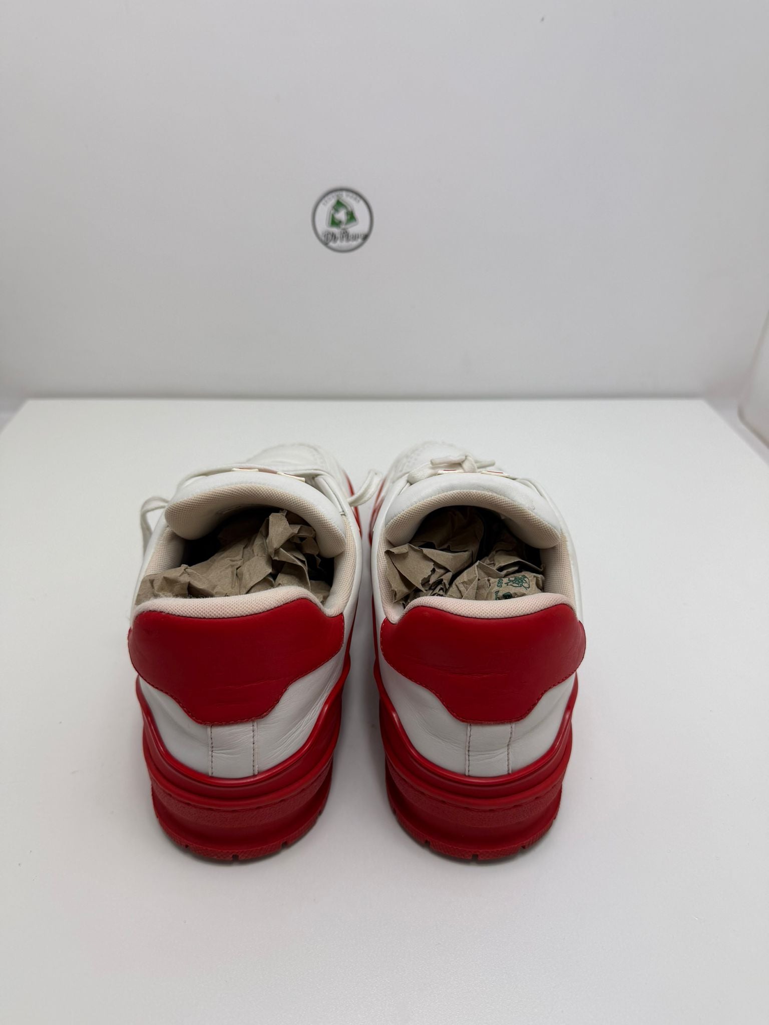 Louis Vuitton trainer 8=42 veste 43 bianche e rosse