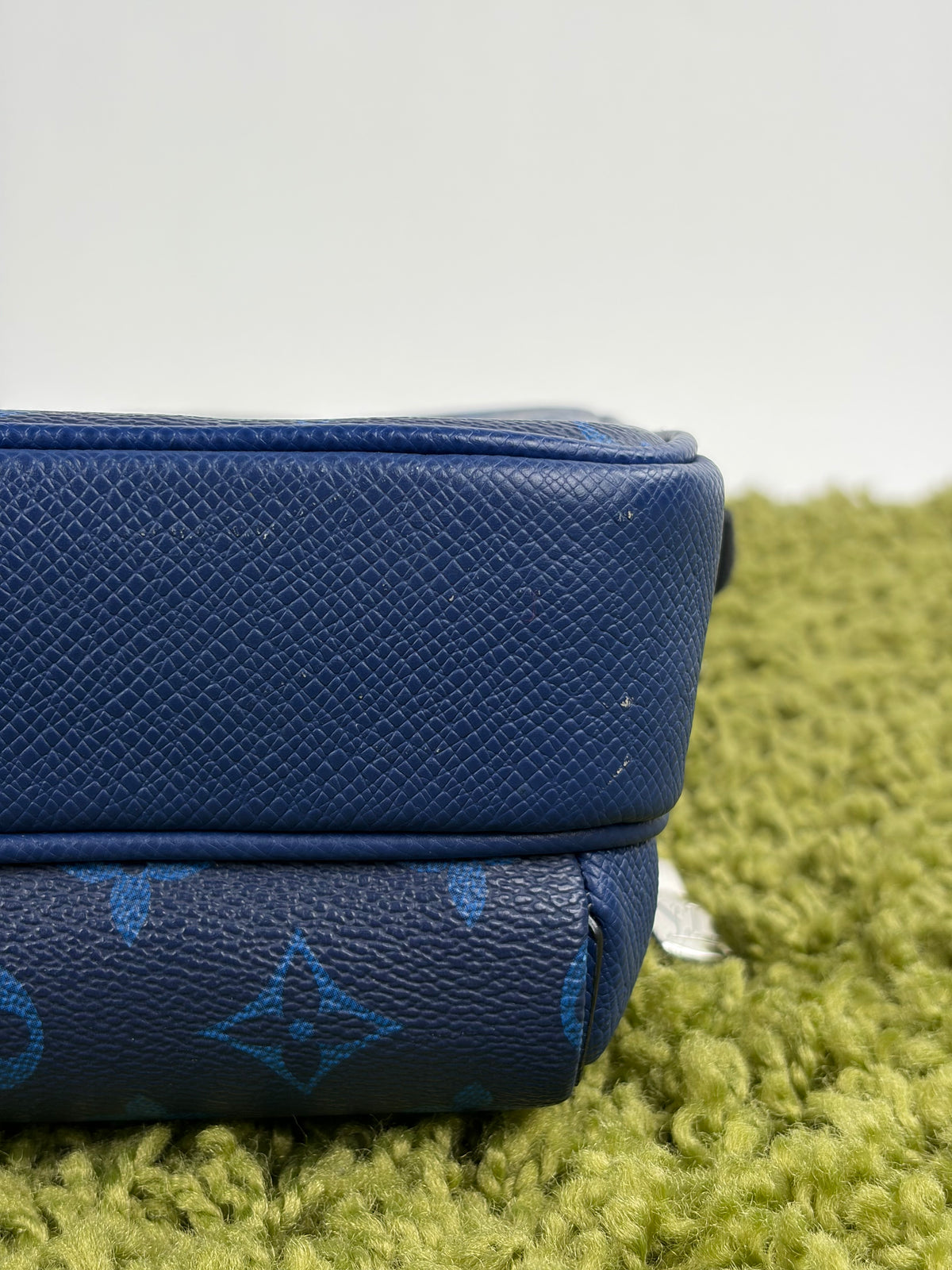 Borsa Louis Vuitton Outdoor Messenger Blu