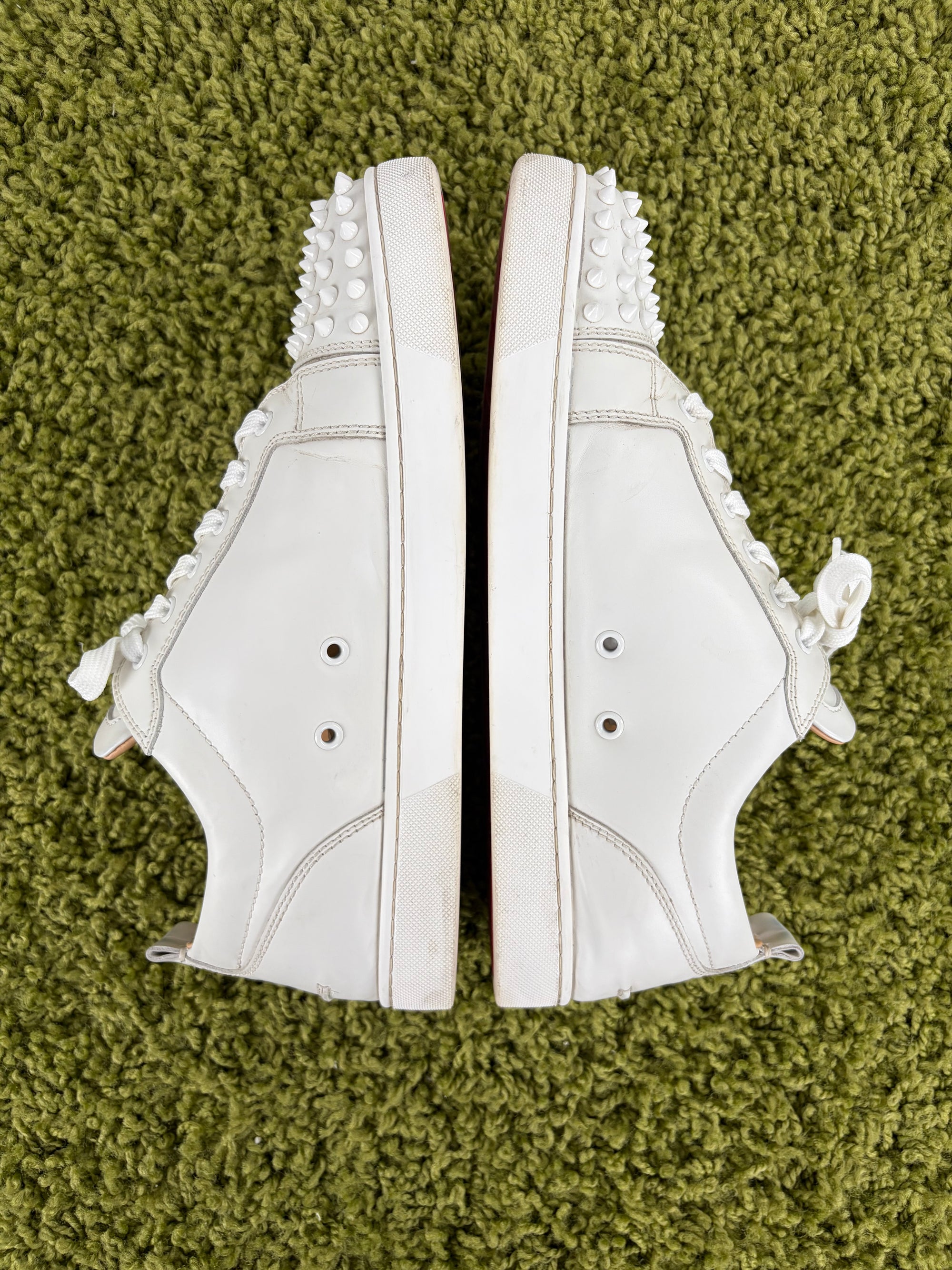 Louboutin basse Size 44.5 bianche