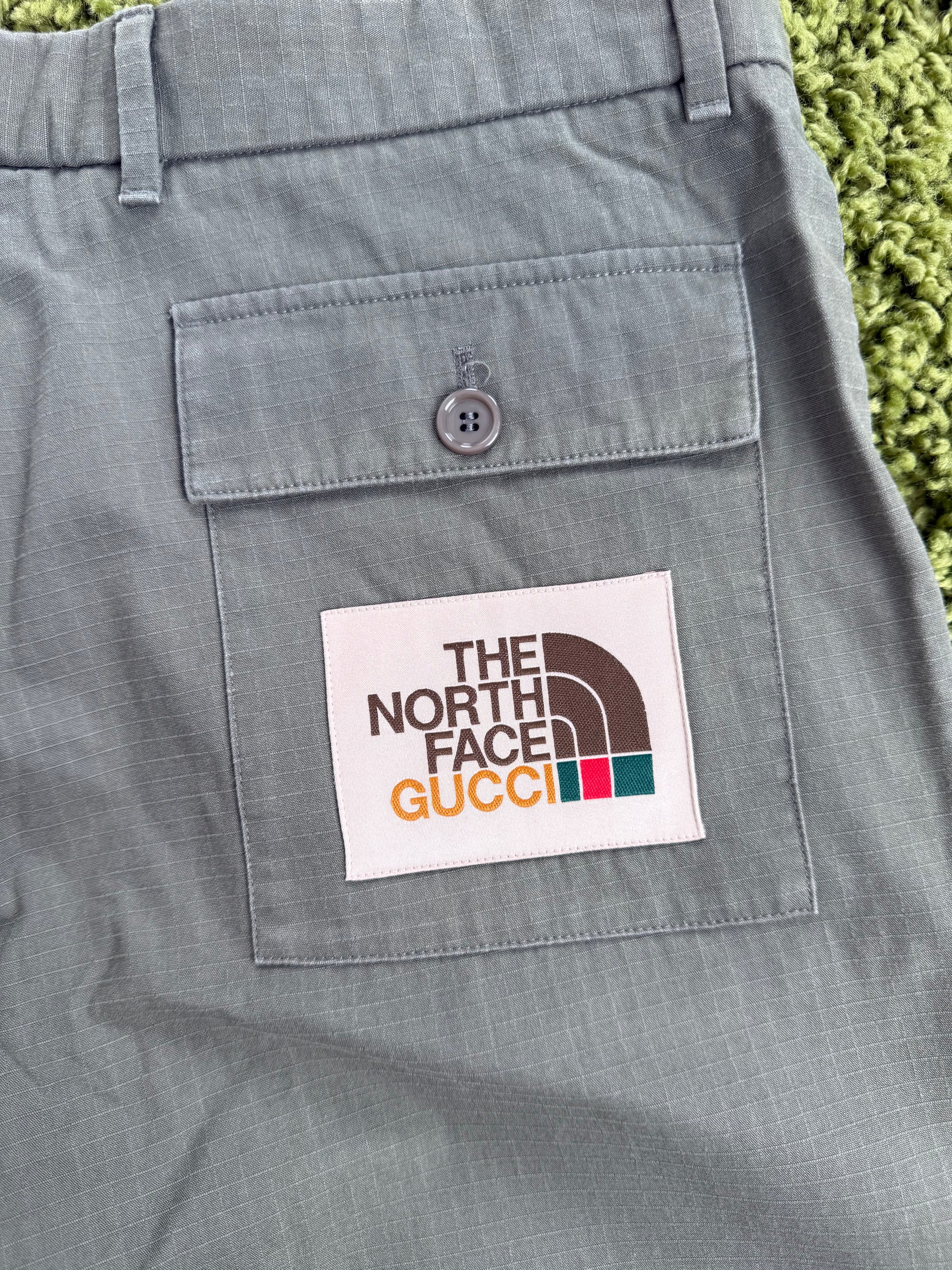 Pantaloncino Cargo North Face X Gucci Verde 48