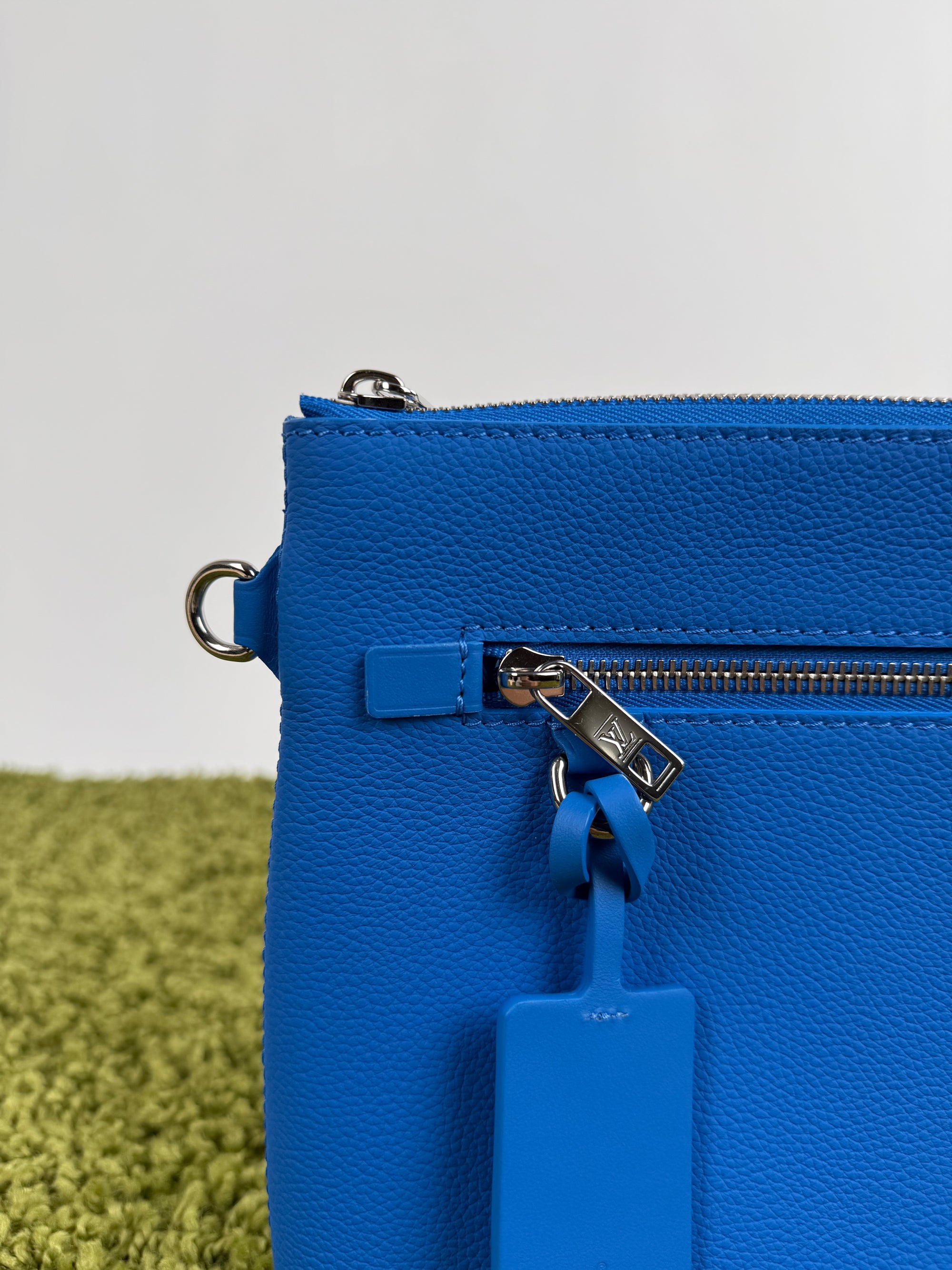 Pochette Louis Vuitton Take-off in pelle