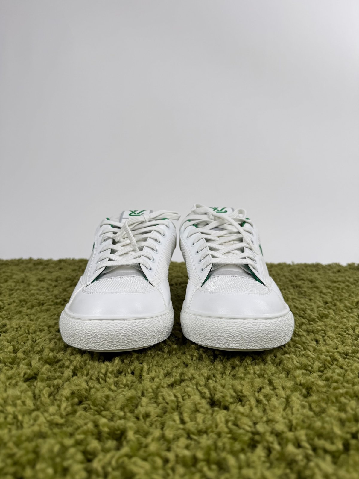 Louis Vuitton Charile bianca 9 - Second Hand Di Fiore