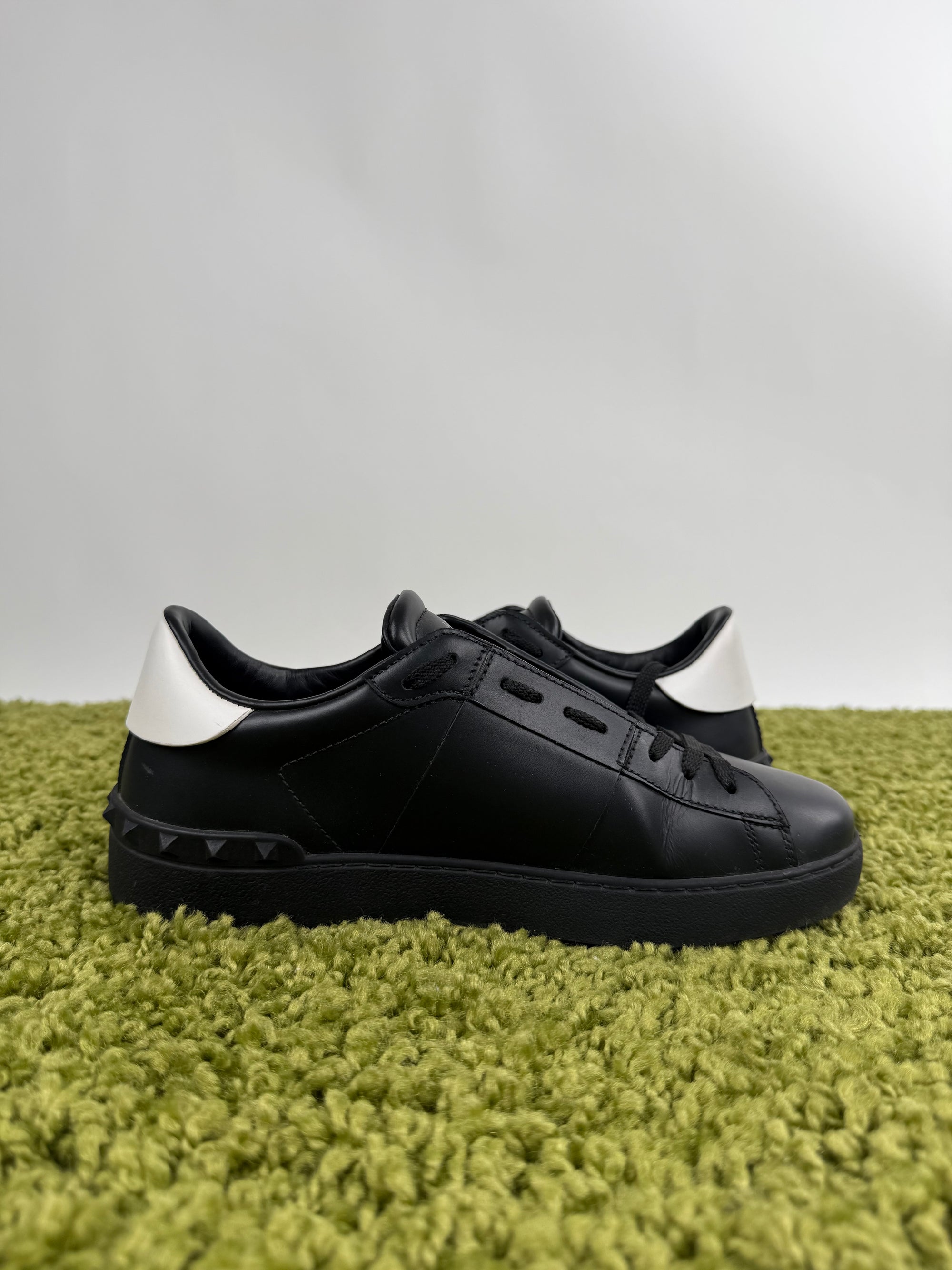Valentino Garavani Low Sneaker 39