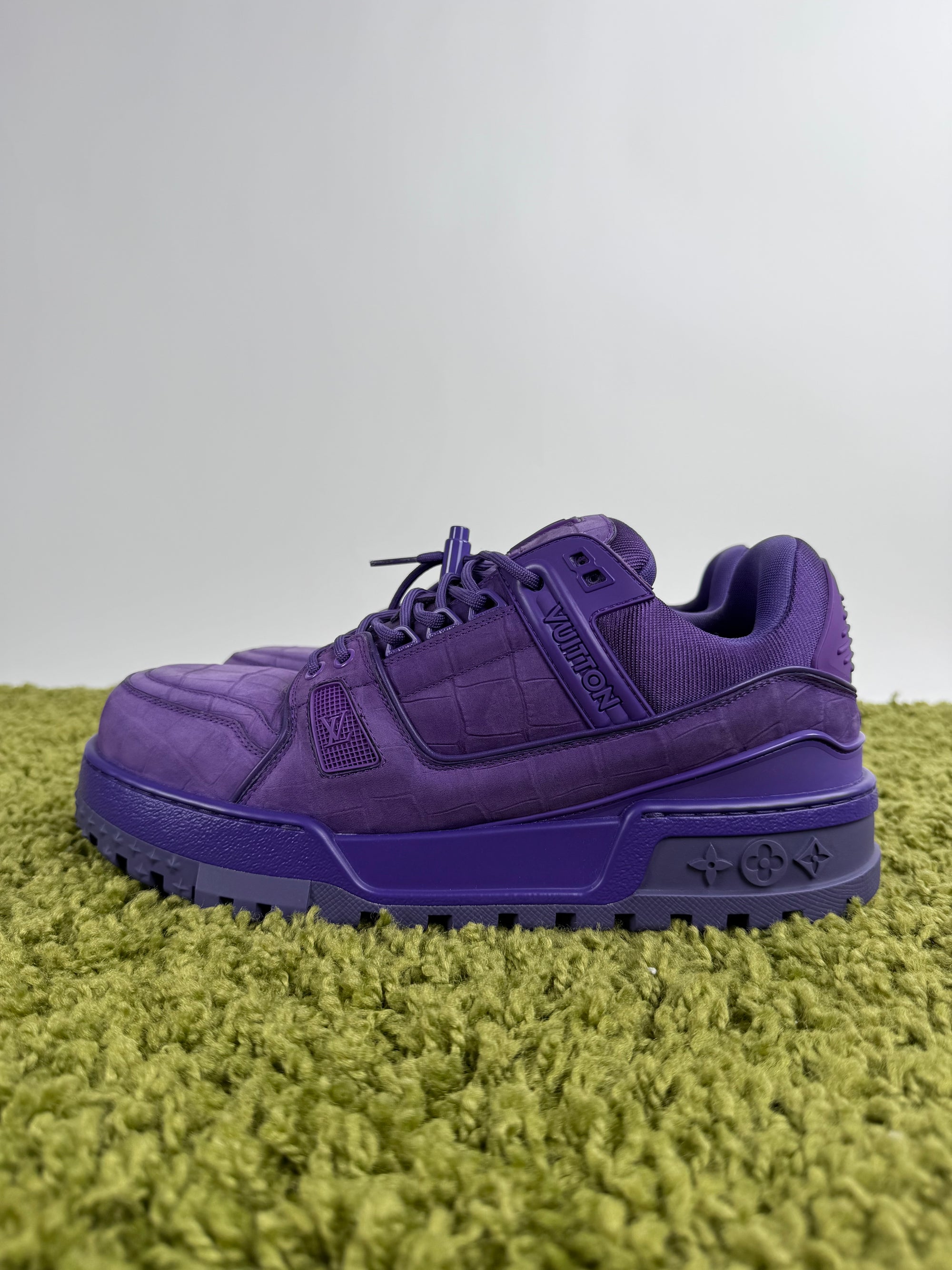 Louis Vuitton Trainer Maxi Viola 9