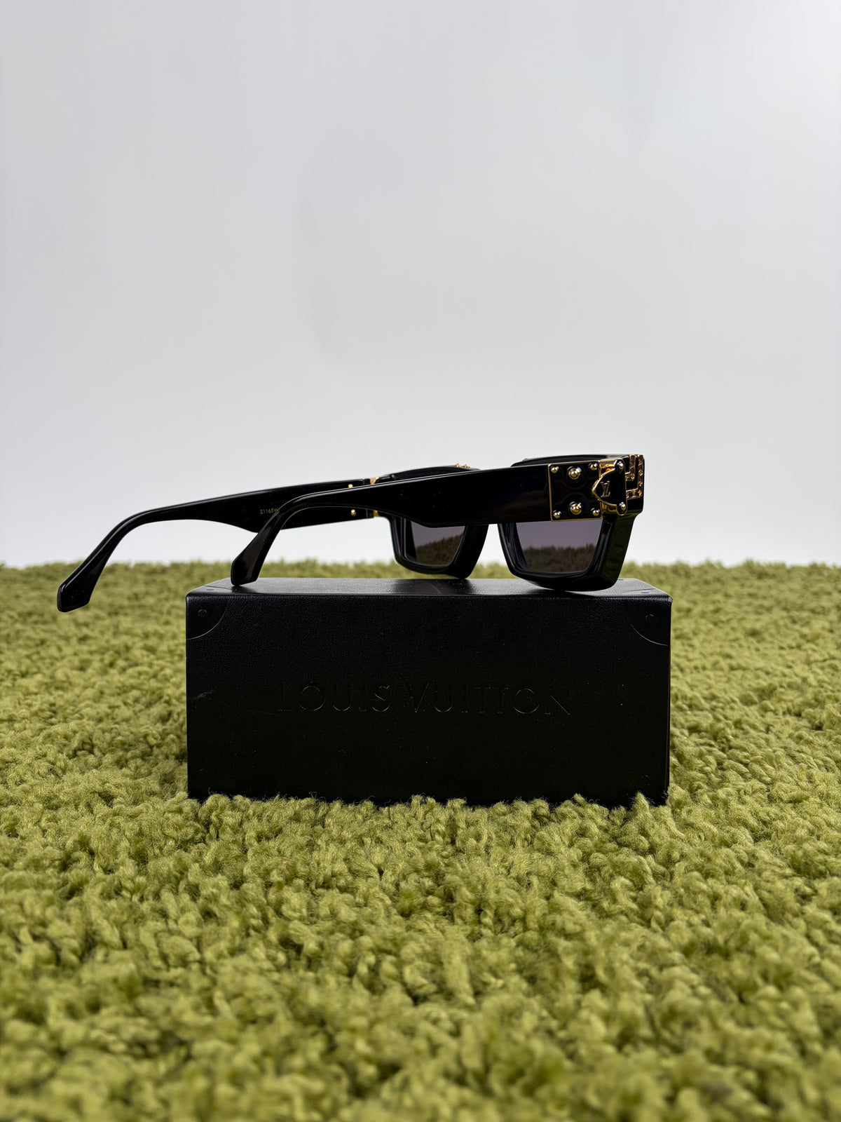Occhiali da sole Louis Vuitton Millionaires Nero