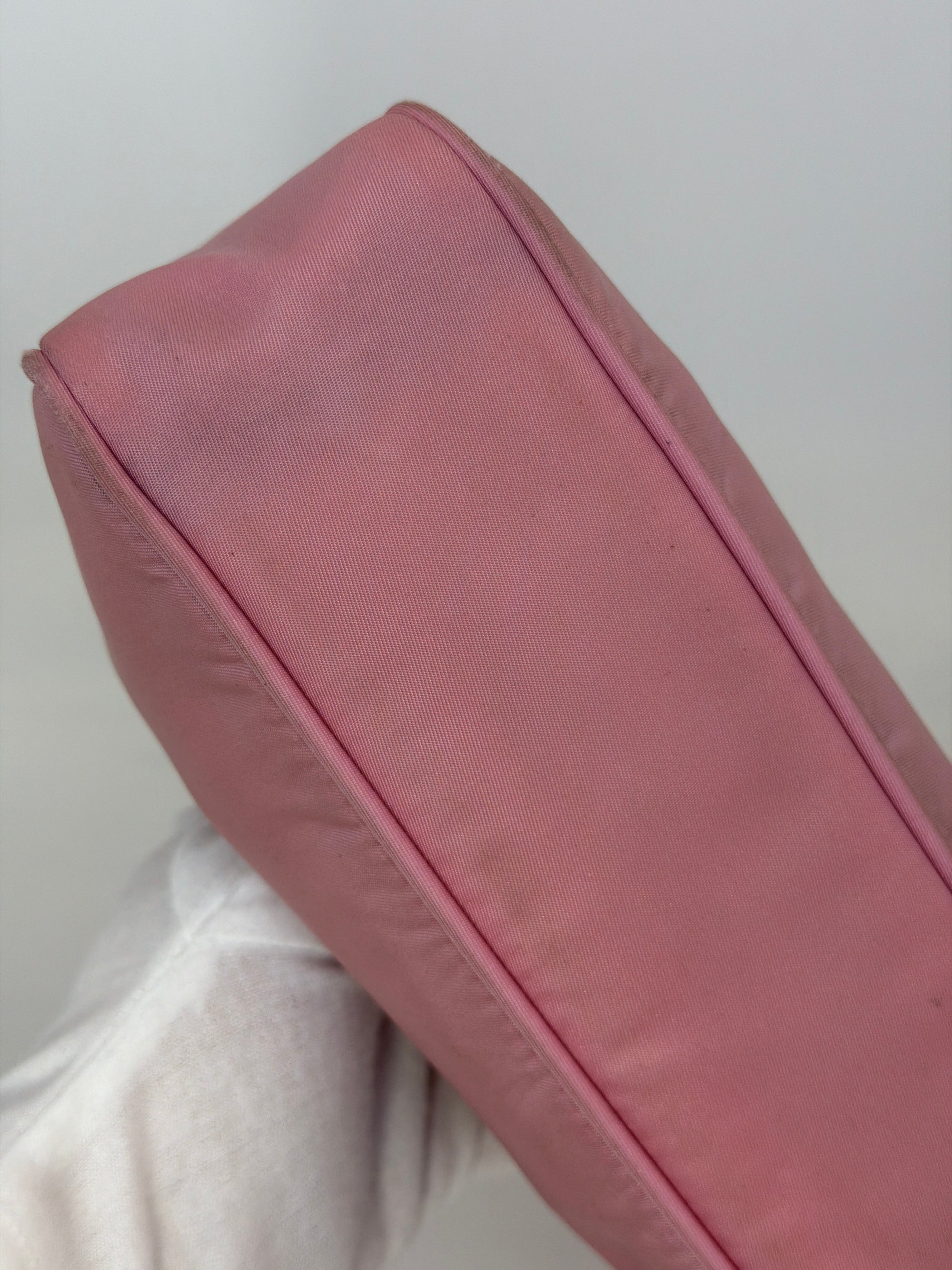 Prada nylon rosa