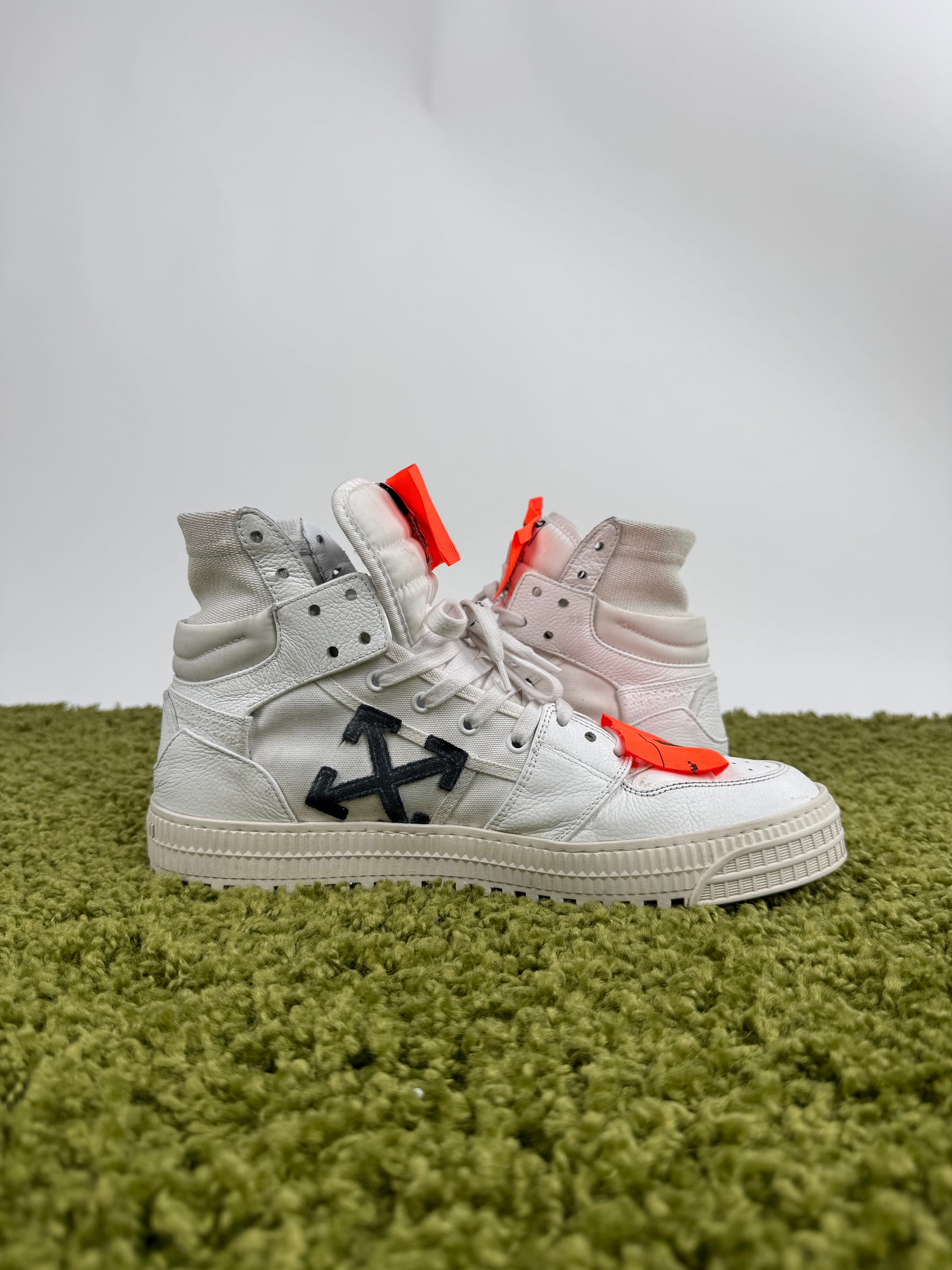 Off White High Sneaker 44
