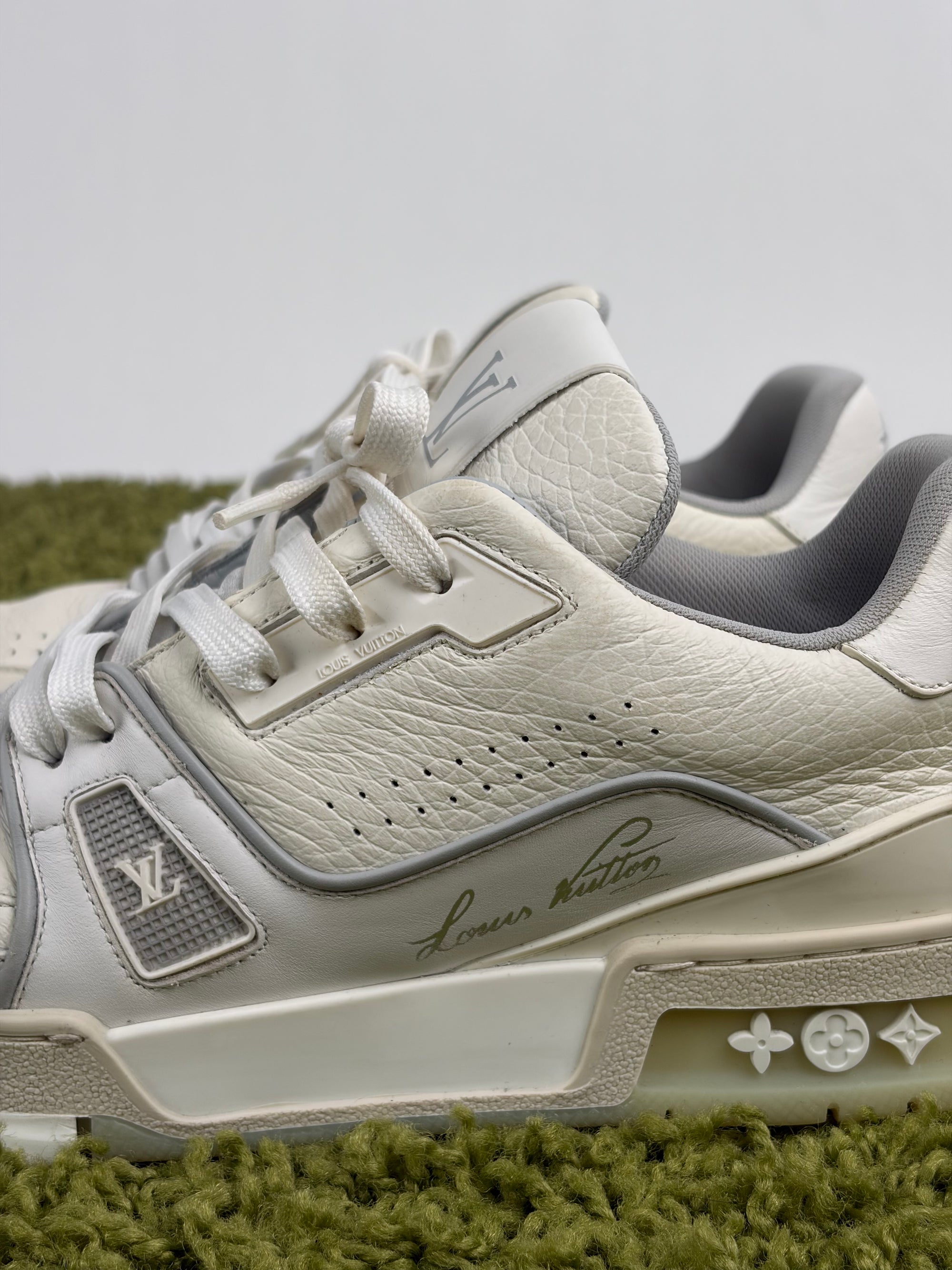 Louis Vuitton trainer Size 5.5=39.5 calza 40.5 bianche