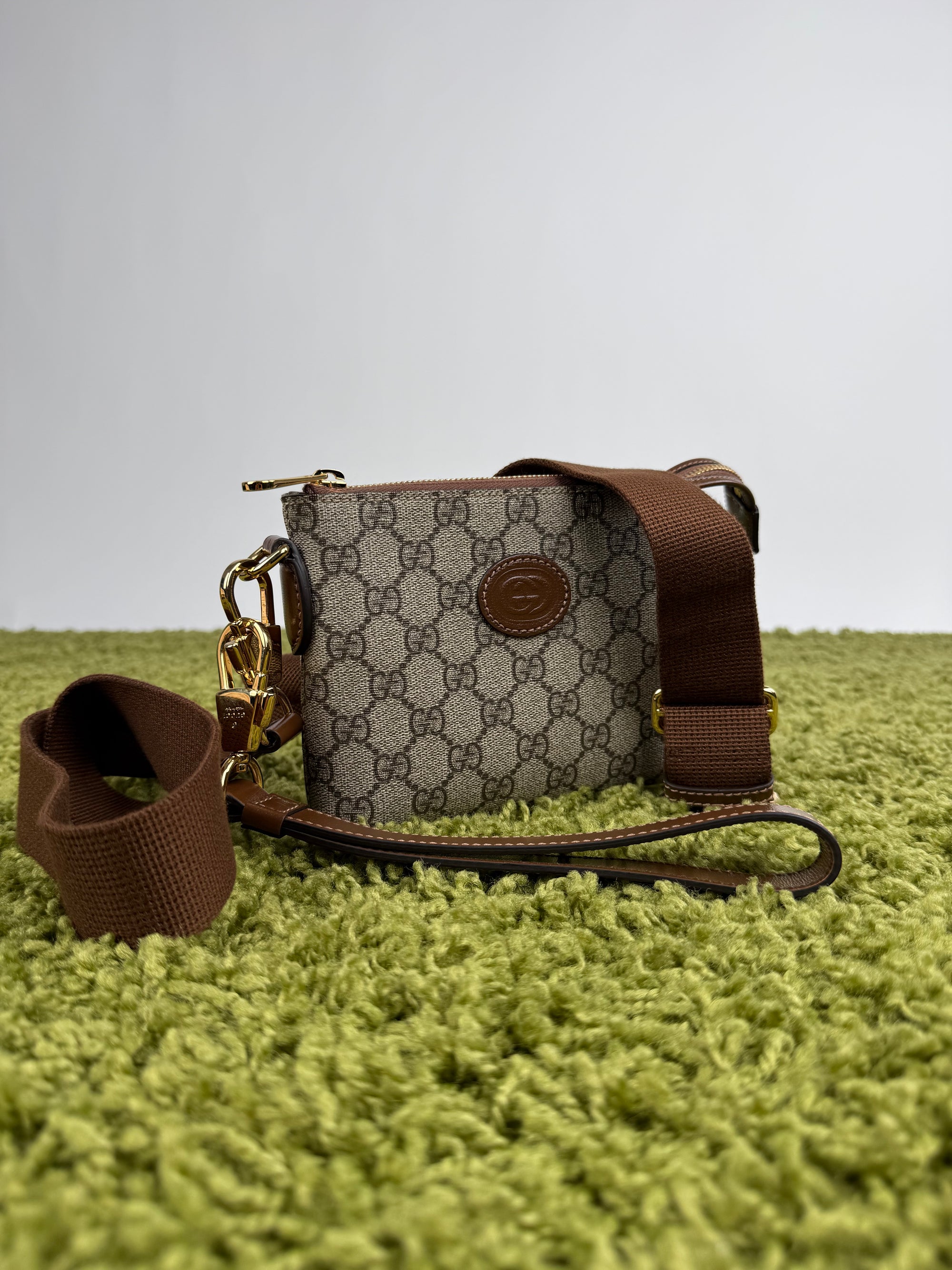 Borsa Gucci a tracolla con finitura in pelle Beige