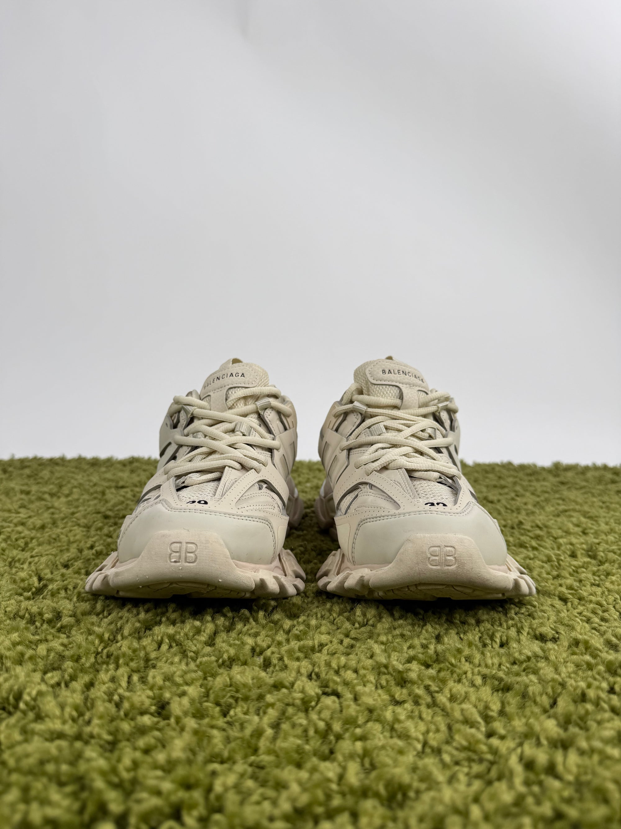 Balenciaga Track 39