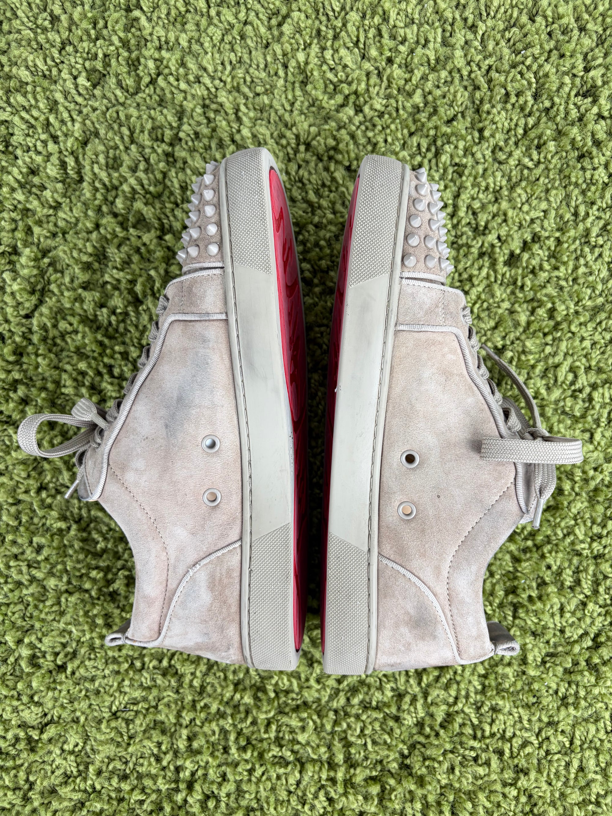 Louboutin basse Size 42 marroni