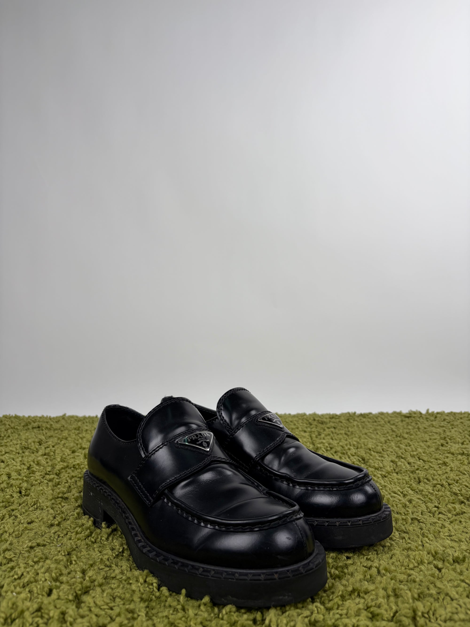 Mocassino Prada Size 7.5=41.5 neri