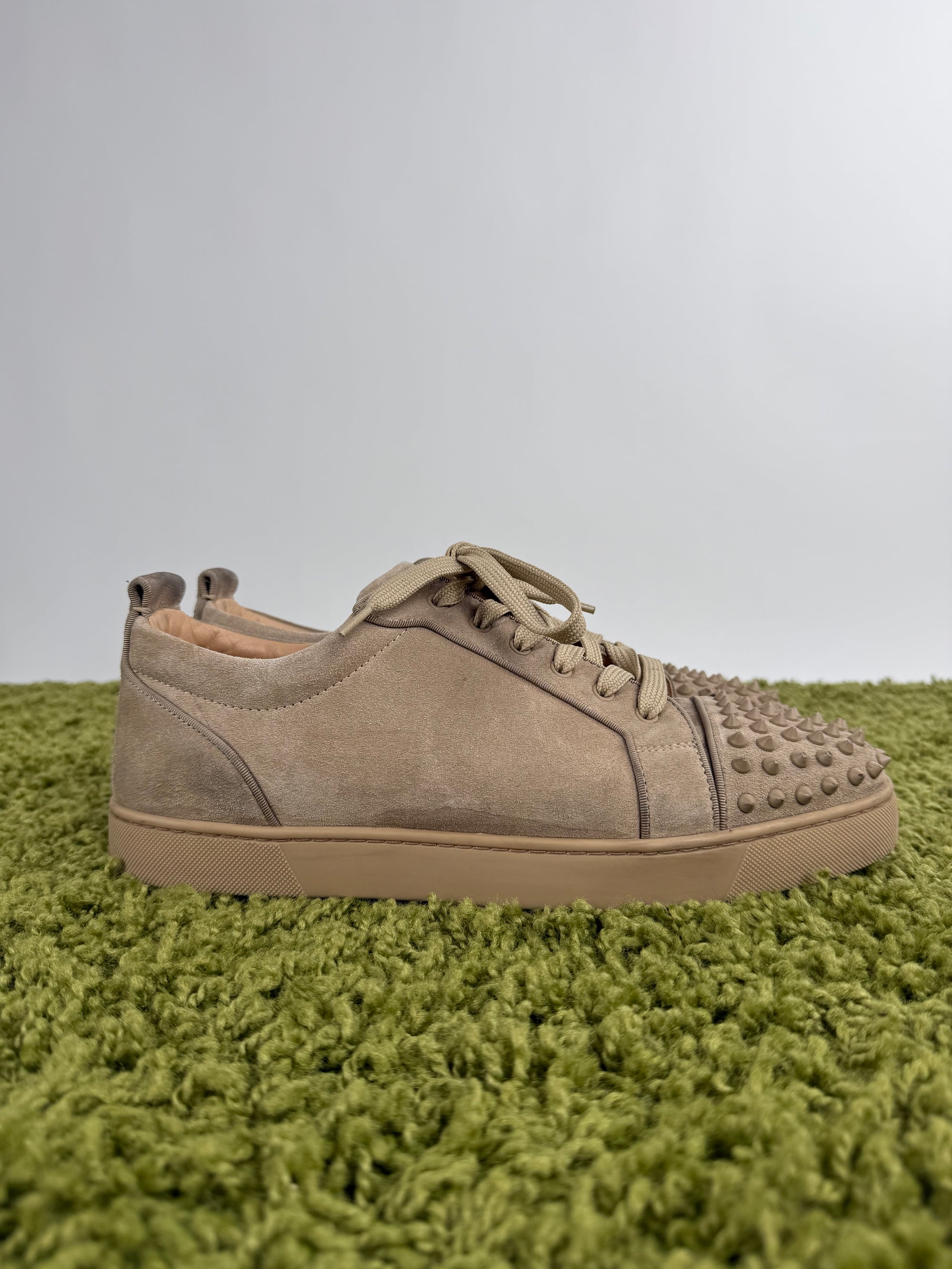 Christian Louboutin Spikes Beige 46