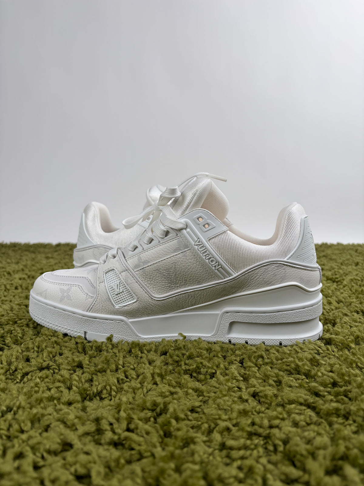Louis Vuitton Trainer in pelle Bianca 6.5