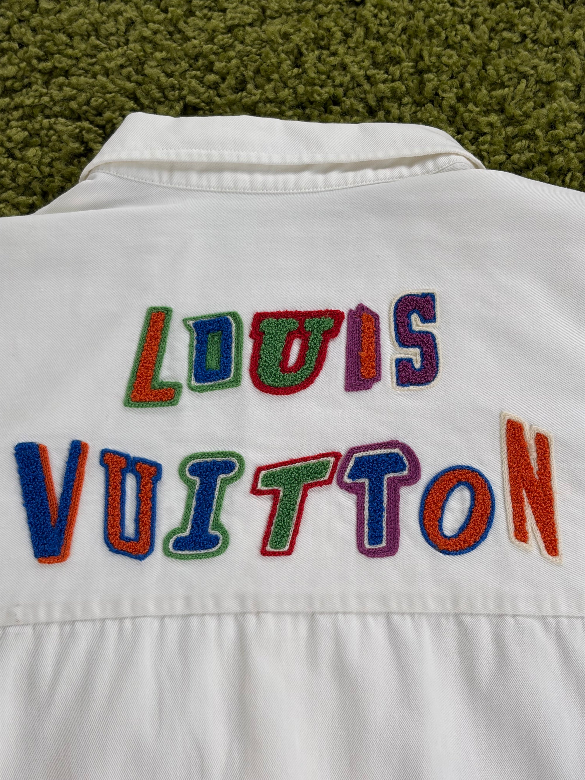 Camicia Louis Vuitton X NBA Size L bianca e multicolore