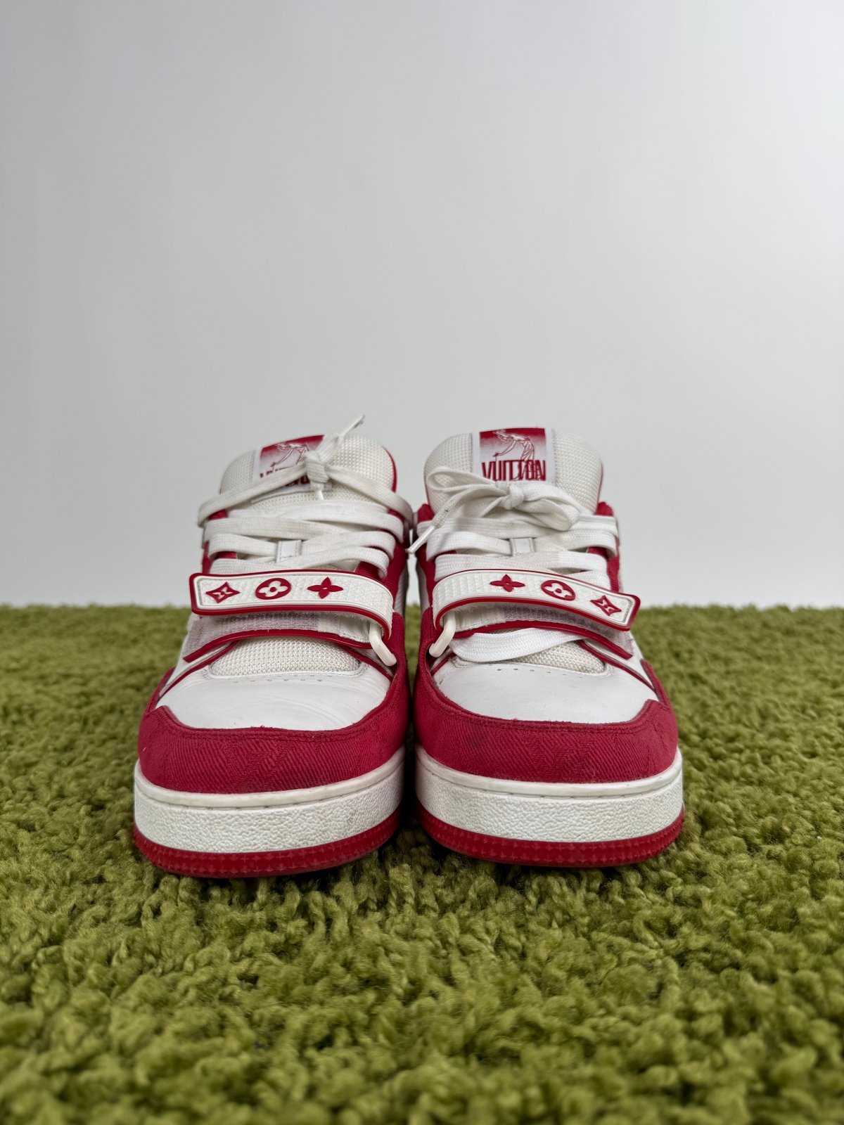 Louis Vuitton Trainer in denim Rossa 7.5 - Second Hand Di Fiore