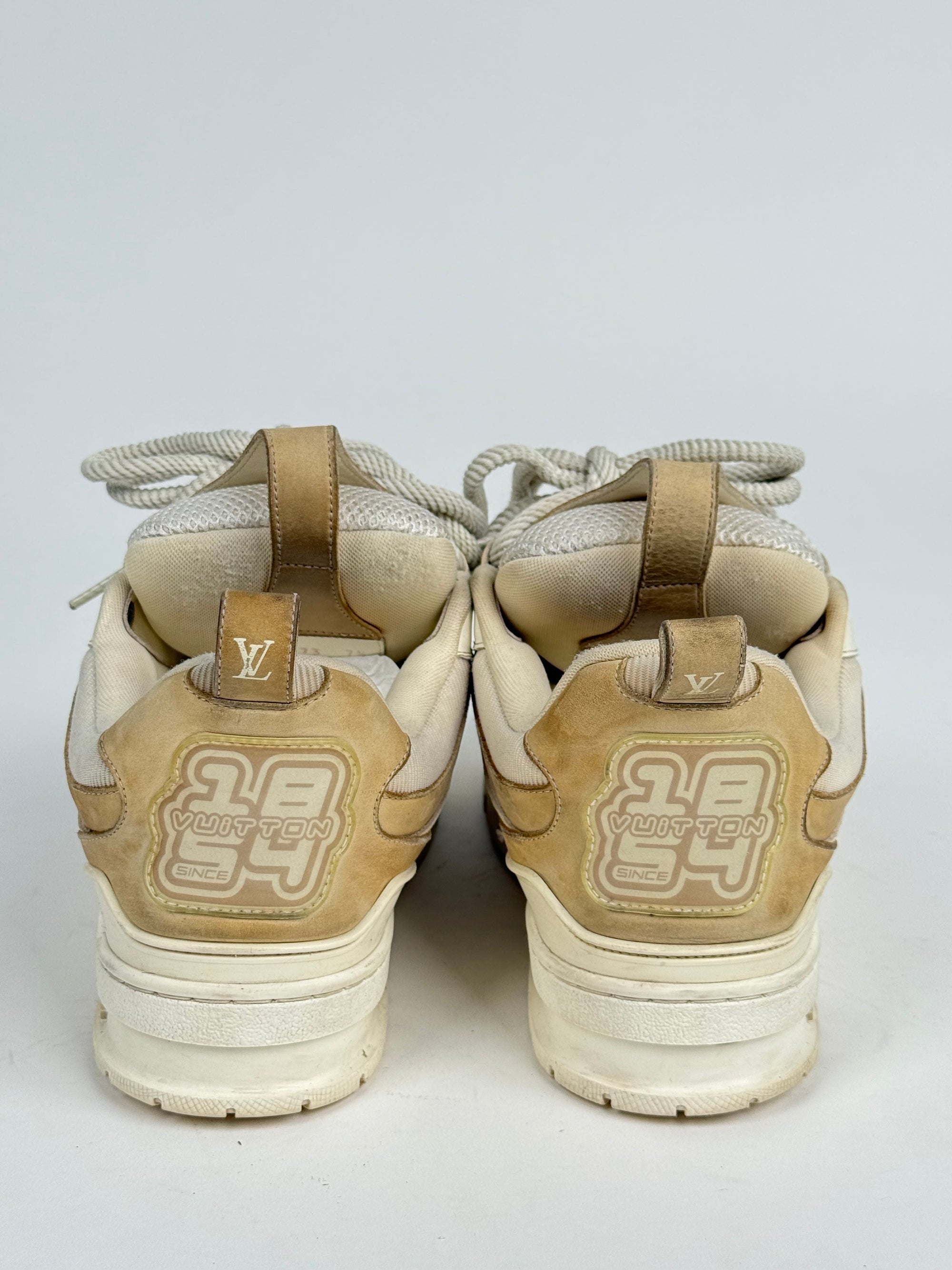 Louis Vuitton Size 7.5=41.5 veste 42.5