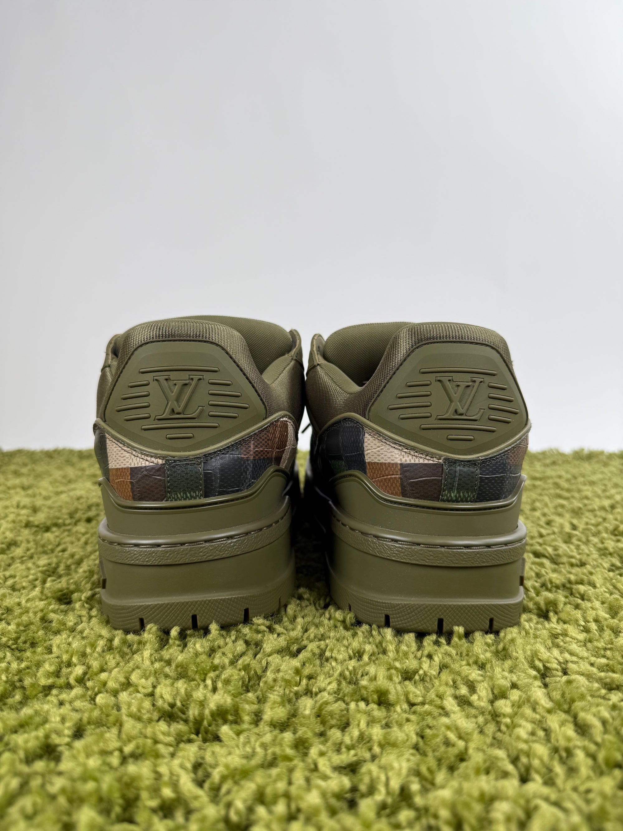 Louis Vuitton Trainer Maxi Verde 9