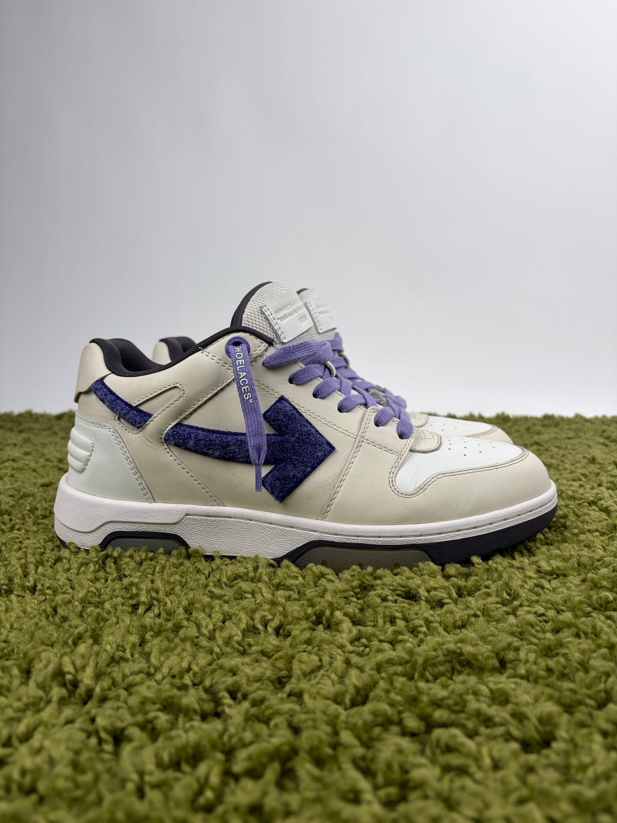 Off-White Out Of Office Viola 42