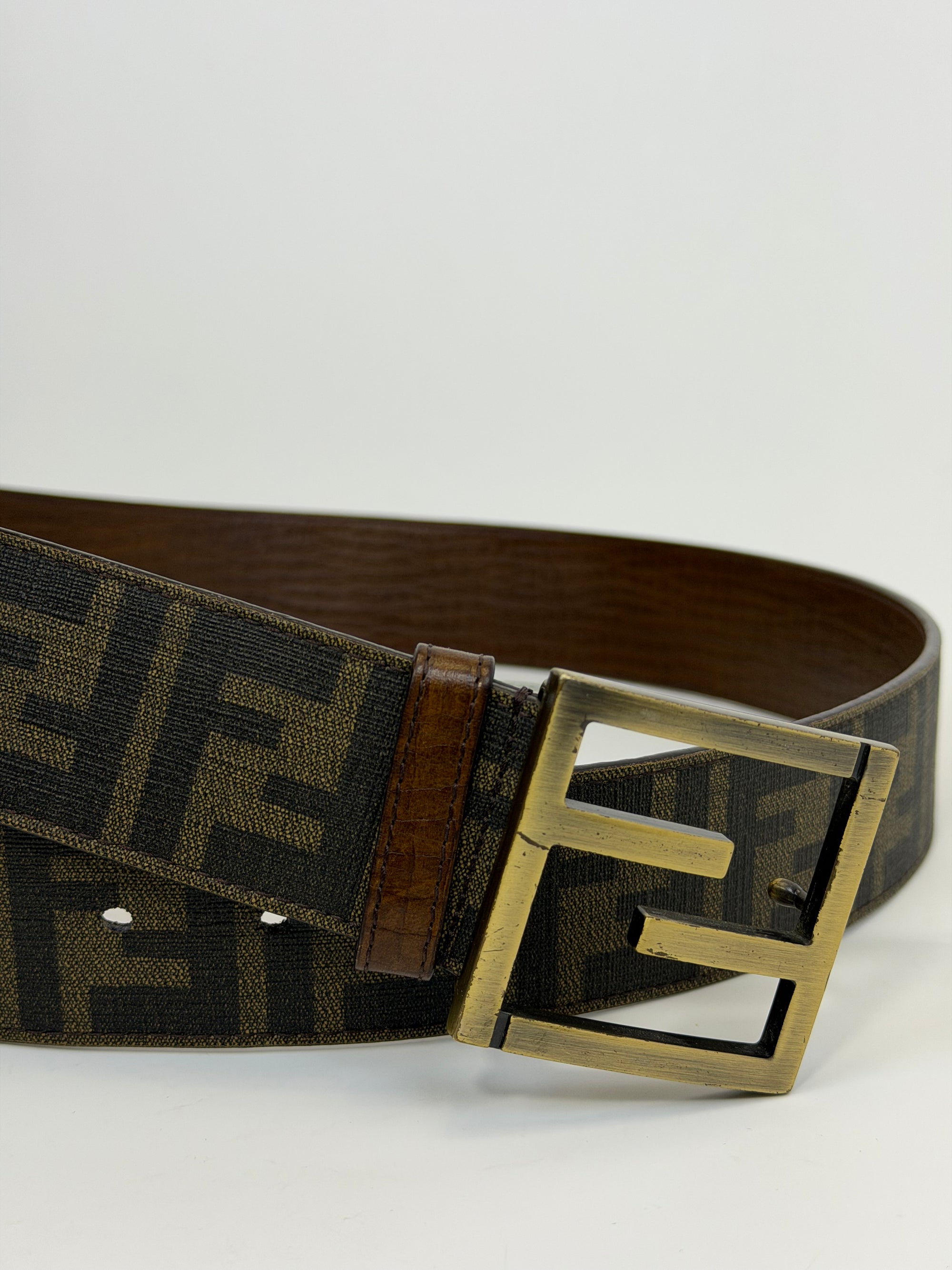 Cintura Fendi misura 100