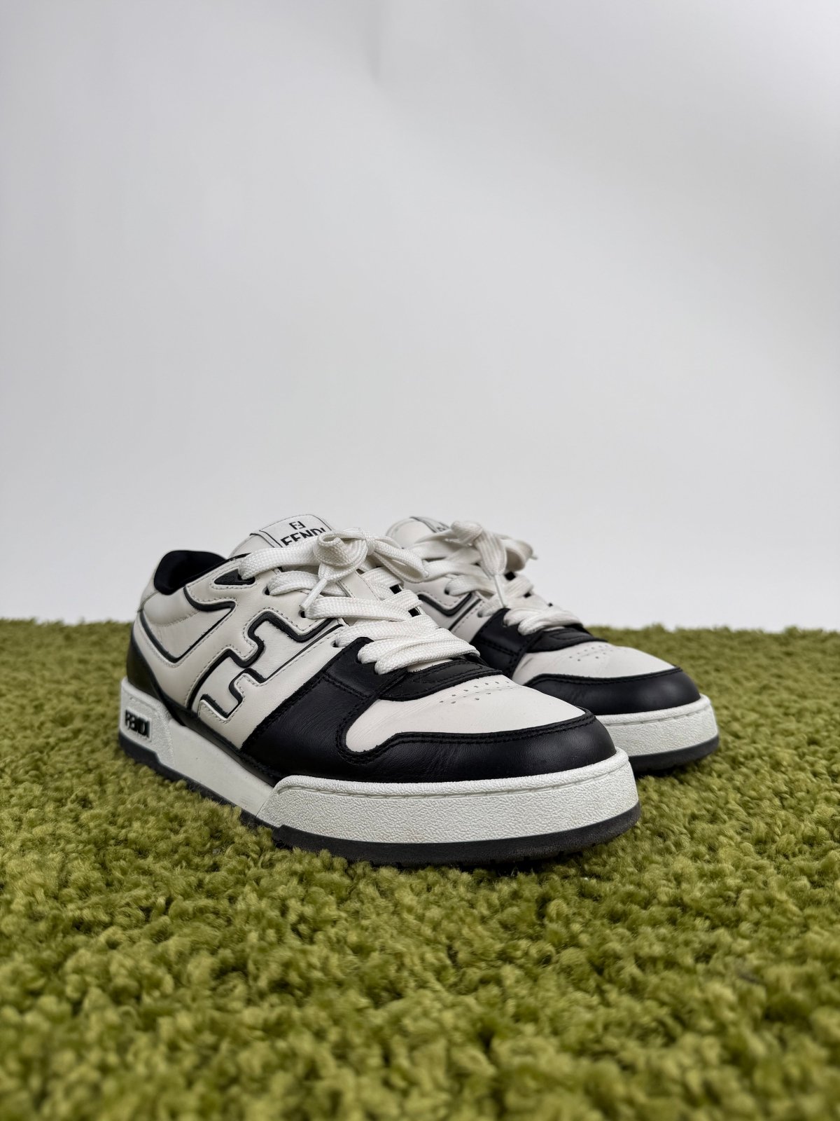 Fendi Match Low Sneaker 41.5 - Second Hand Di Fiore