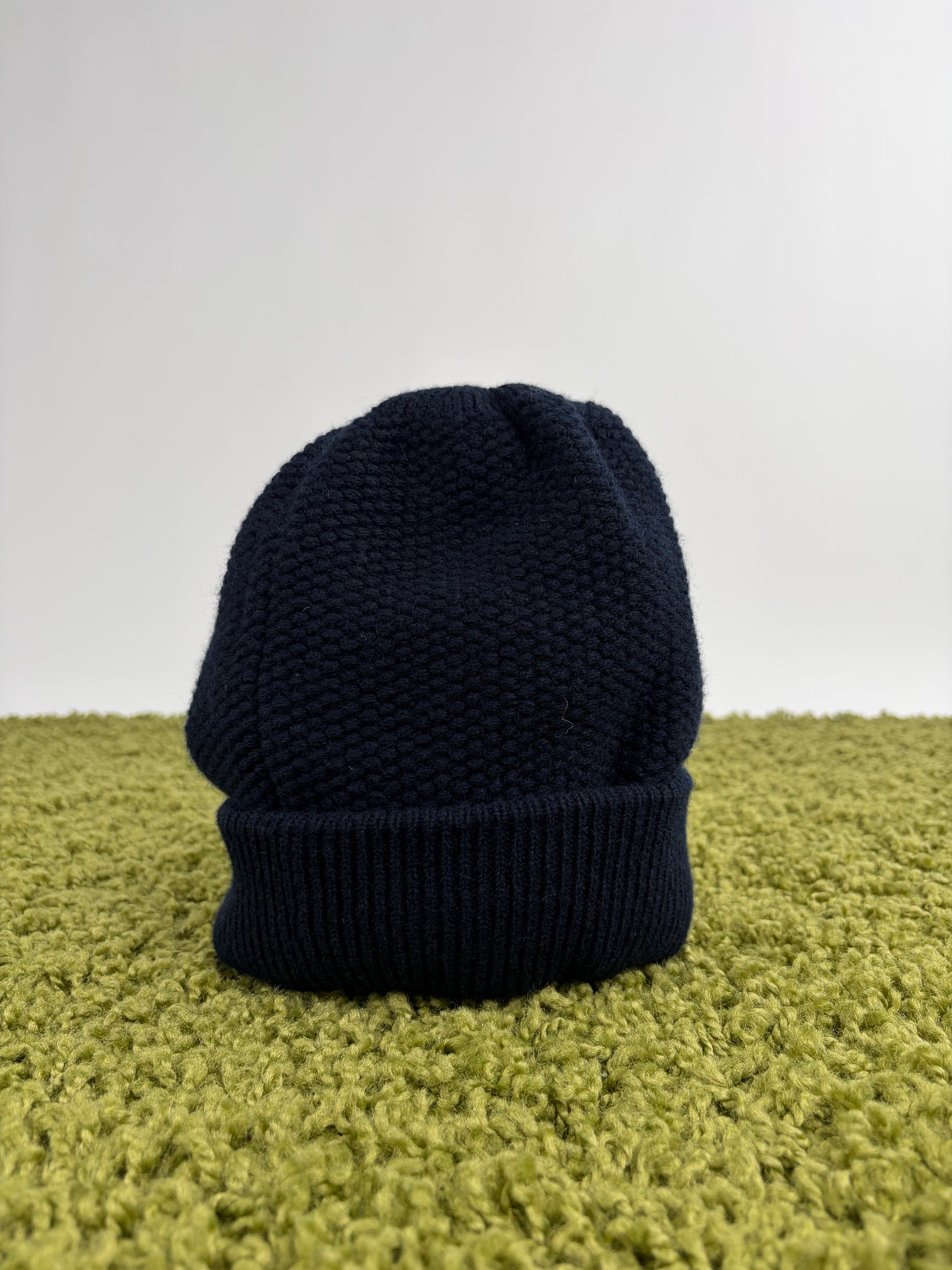 Cappello Chanel blu e bianco
