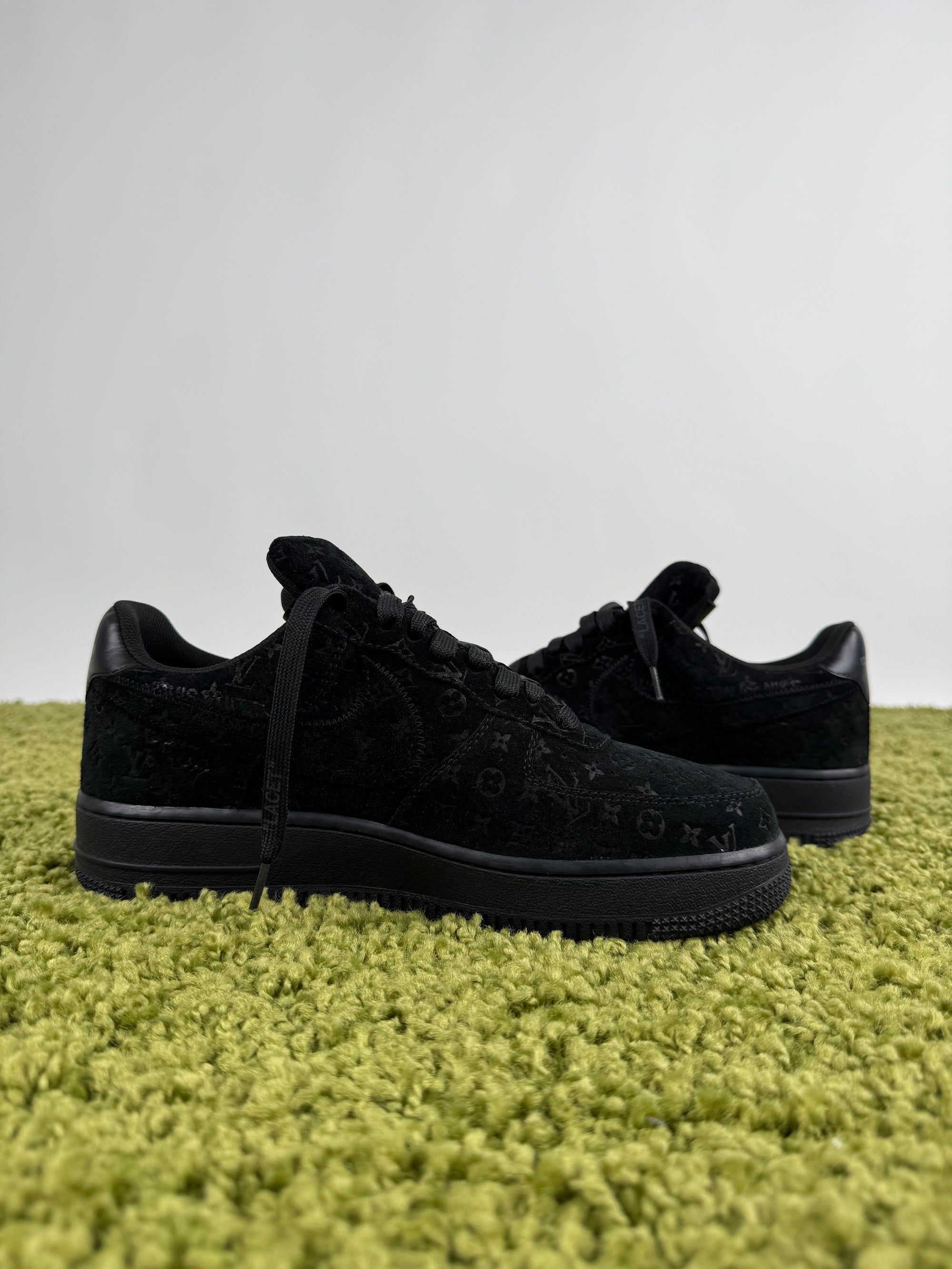 Louis Vuitton x Nike air force 1 40,5