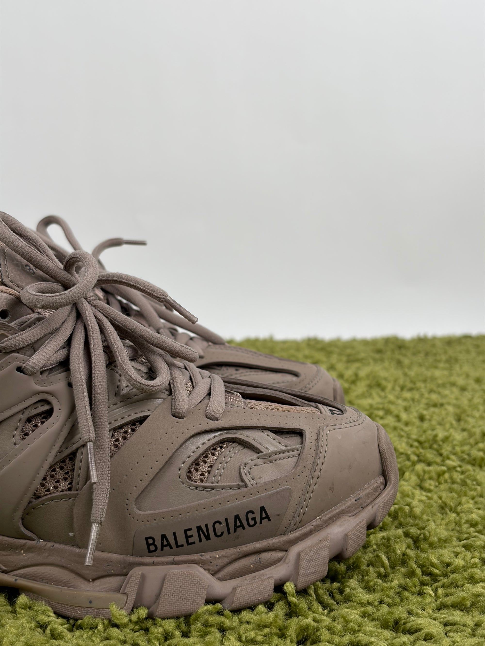 Balenciaga Track Size 37 marrone fango