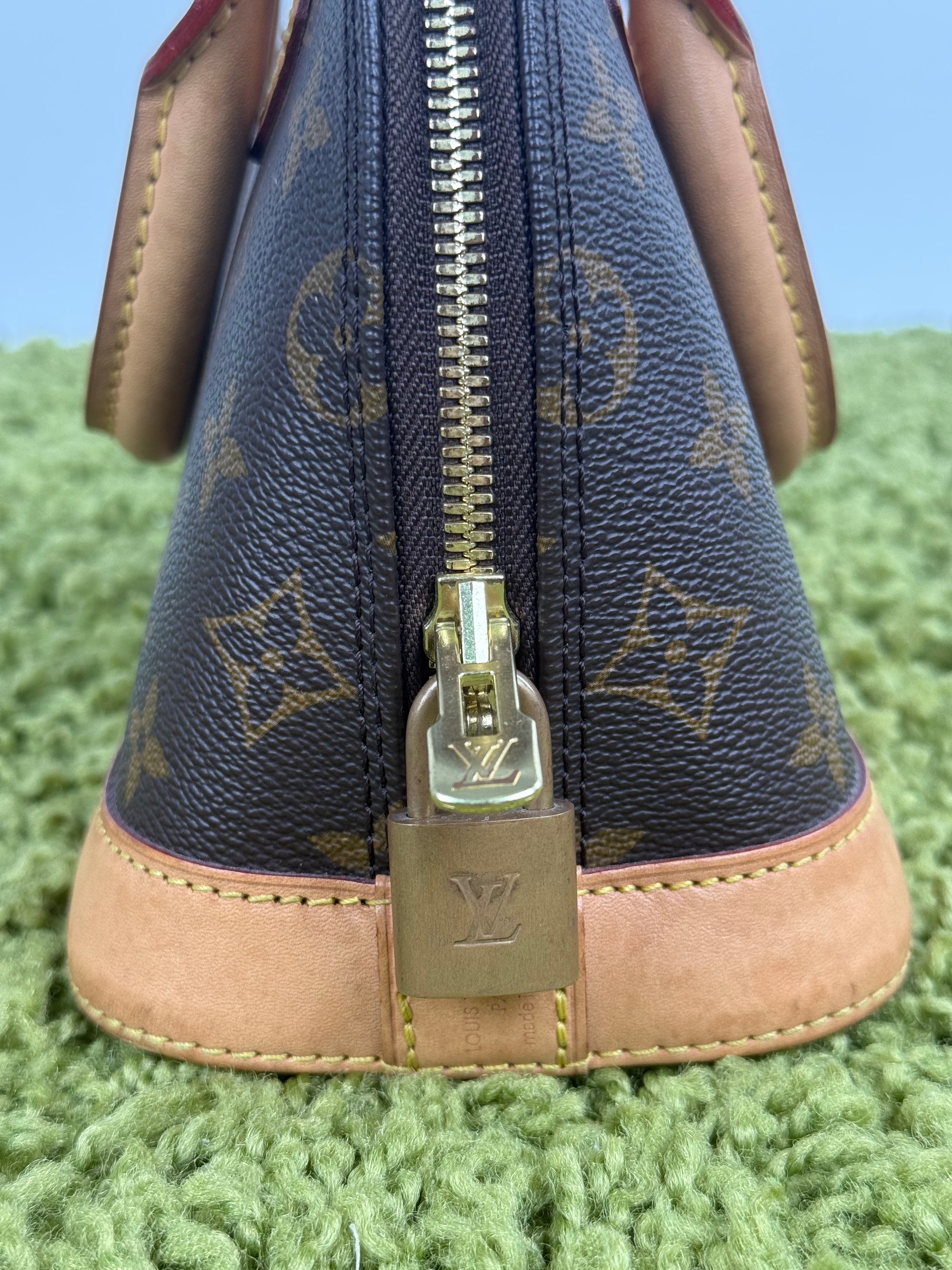Borsa Alma BB Louis Vuitton Marrone