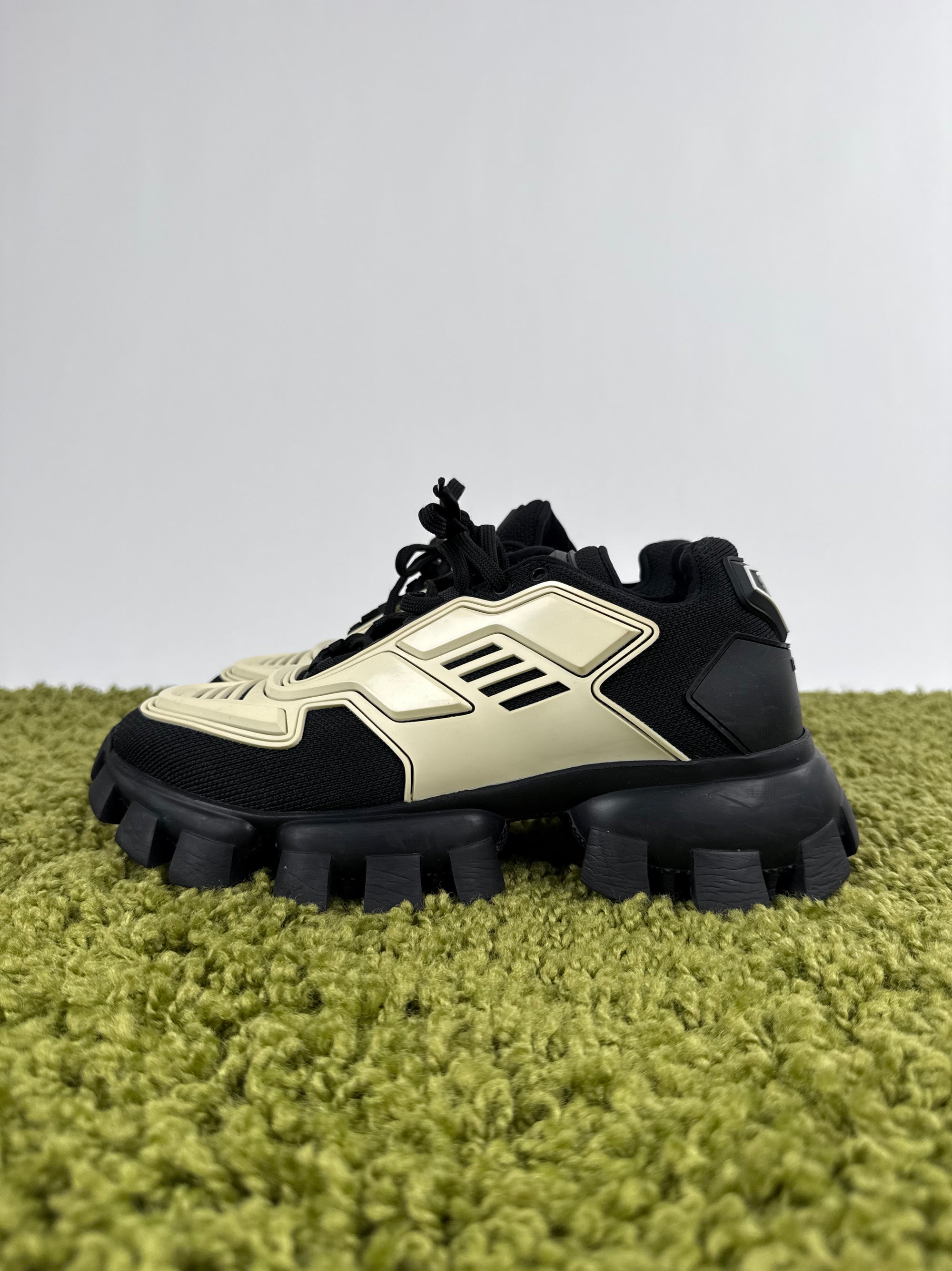 Prada Cloudbust Thunder gialla 6