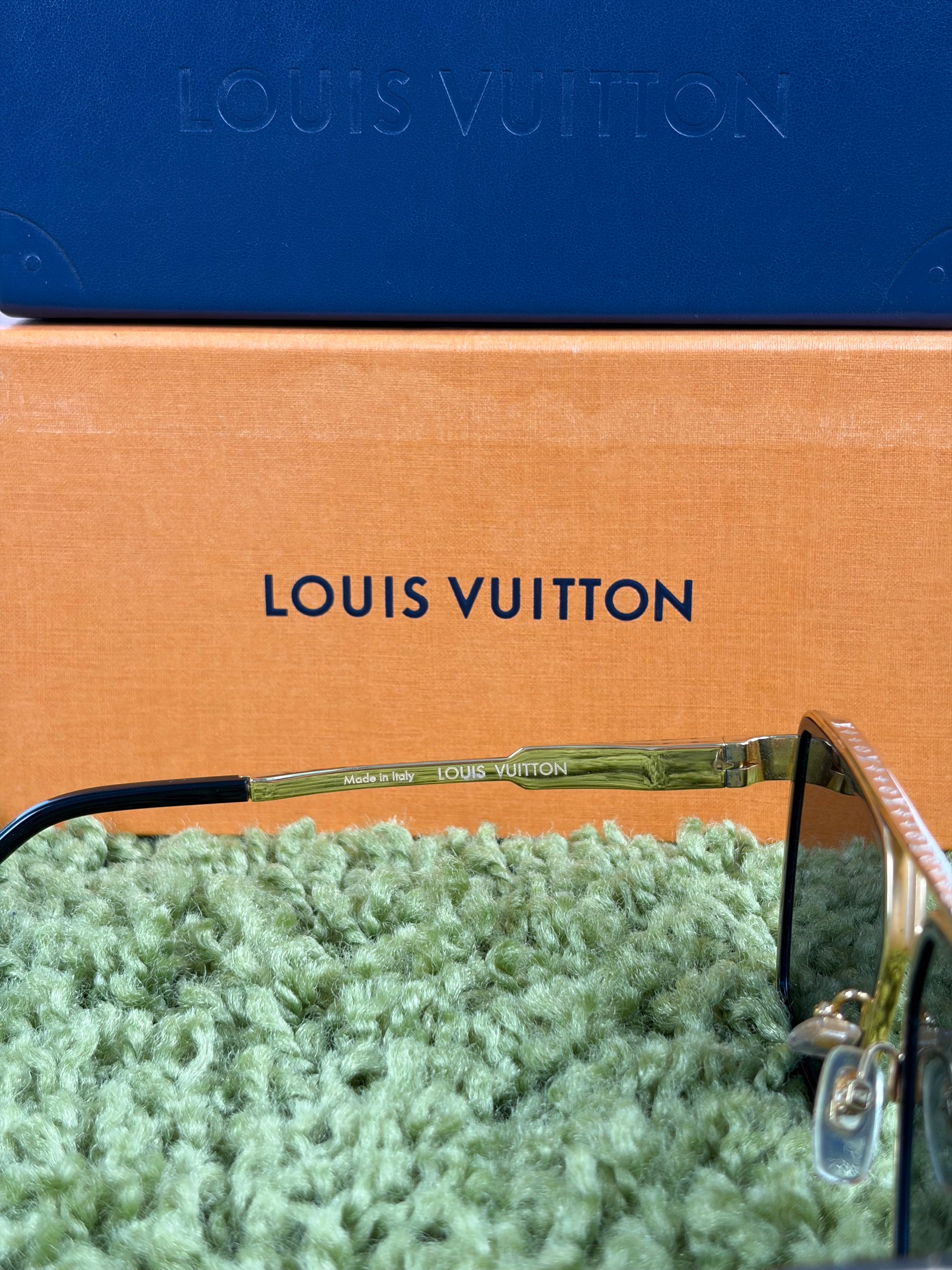 Occhiali Louis Vuitton 1.1 evidence Metal Square neri e oro