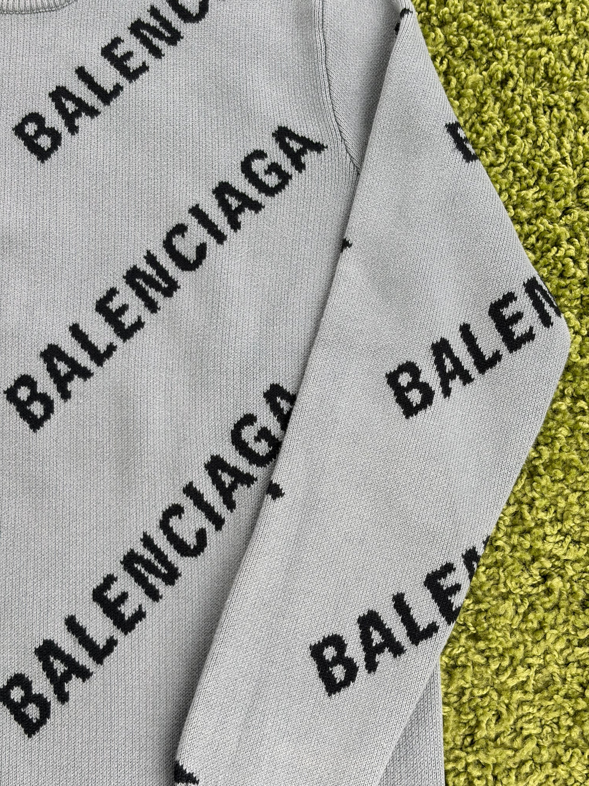 Maglione Balenciaga Size L veste XL grigio e nero