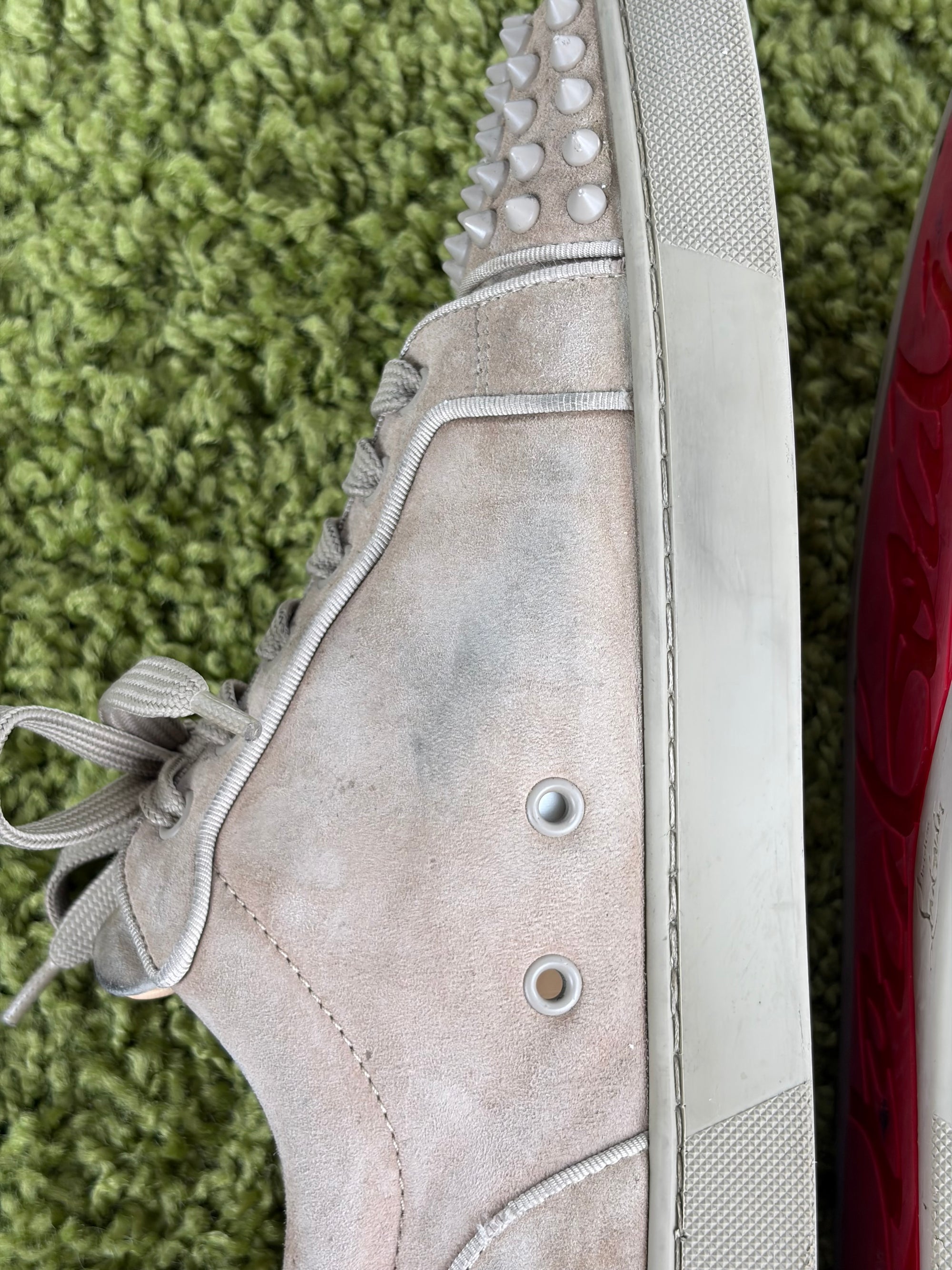 Louboutin basse Size 42 marroni