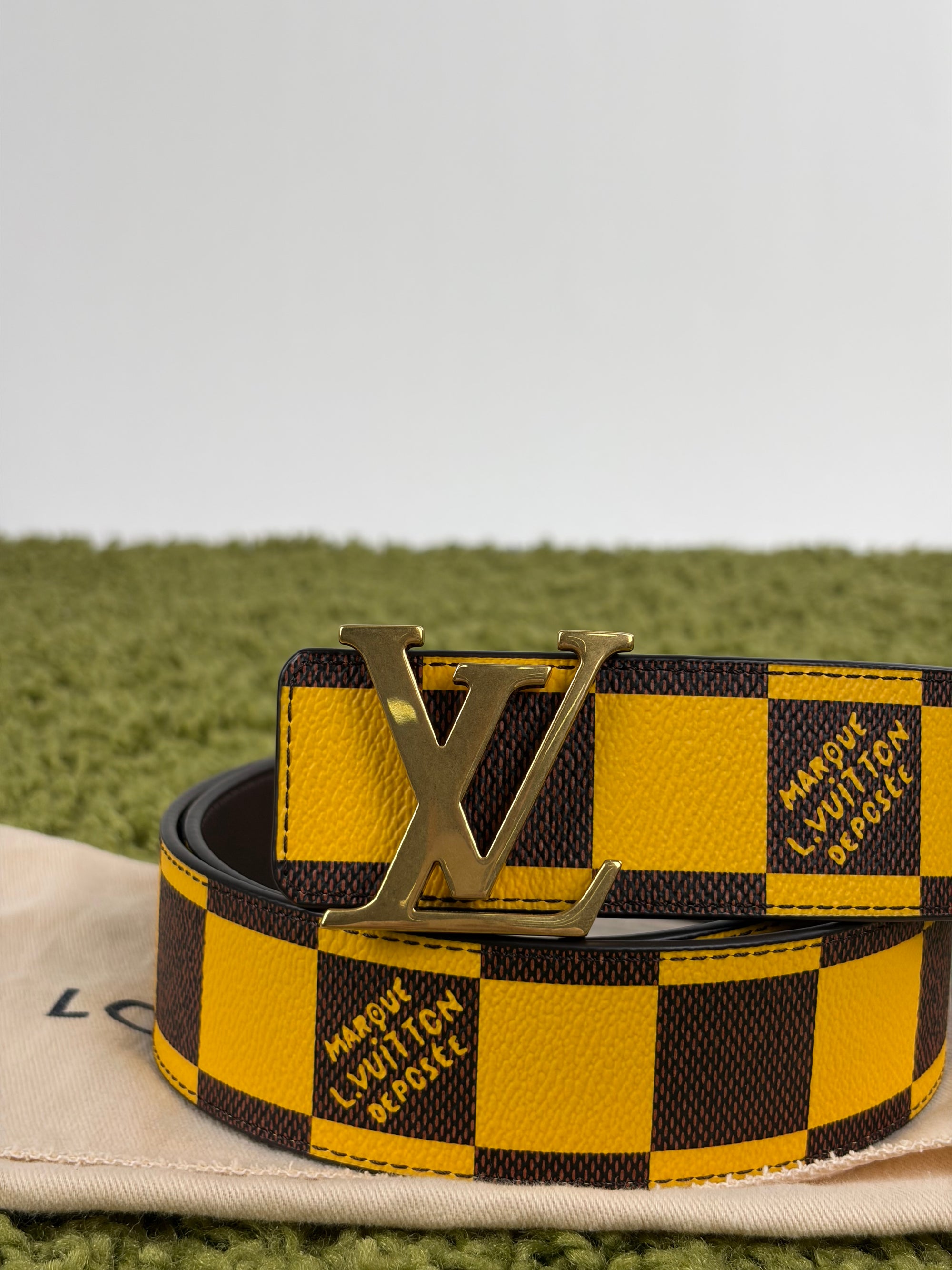 Cintura Louis Vuitton initiales Size 90 gialla e marrone