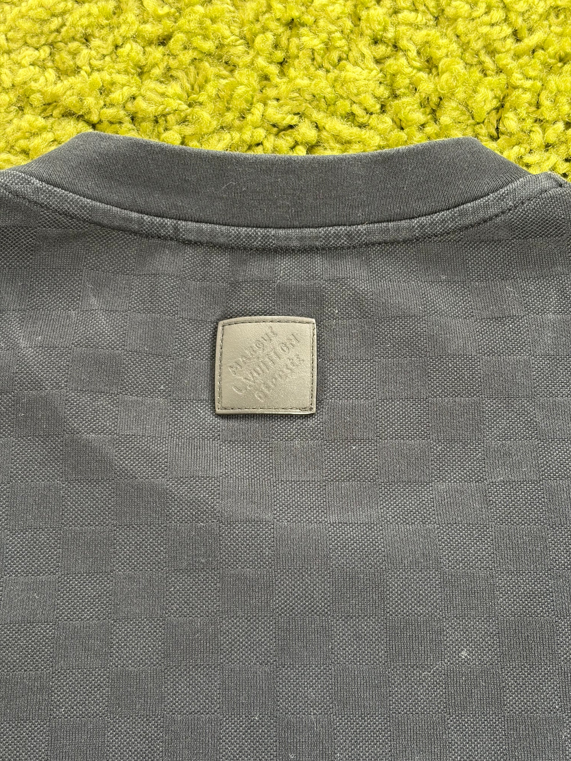 Louis Vuitton Size XL nera e bianca