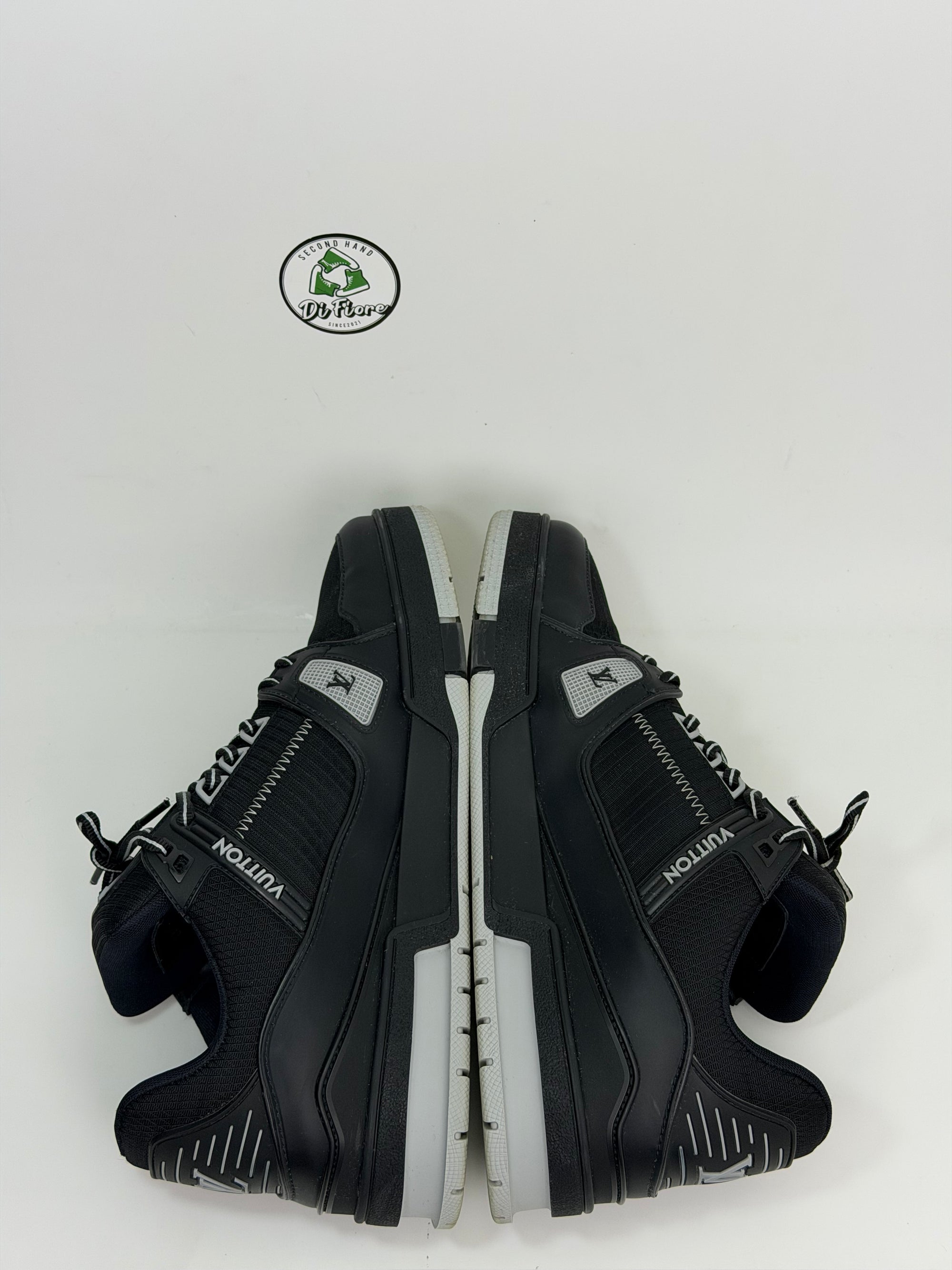 Louis Vuitton Waterproof Size 8=42 veste 43 nere