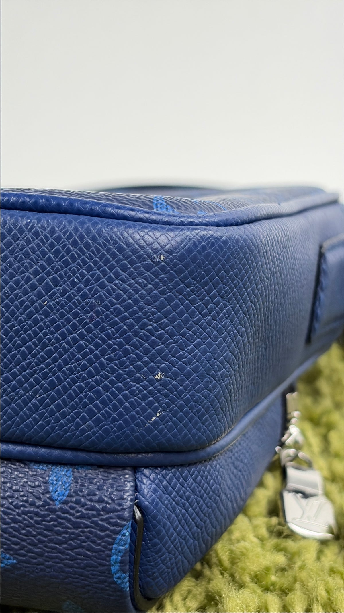 Borsa Louis Vuitton Outdoor Messenger Blu