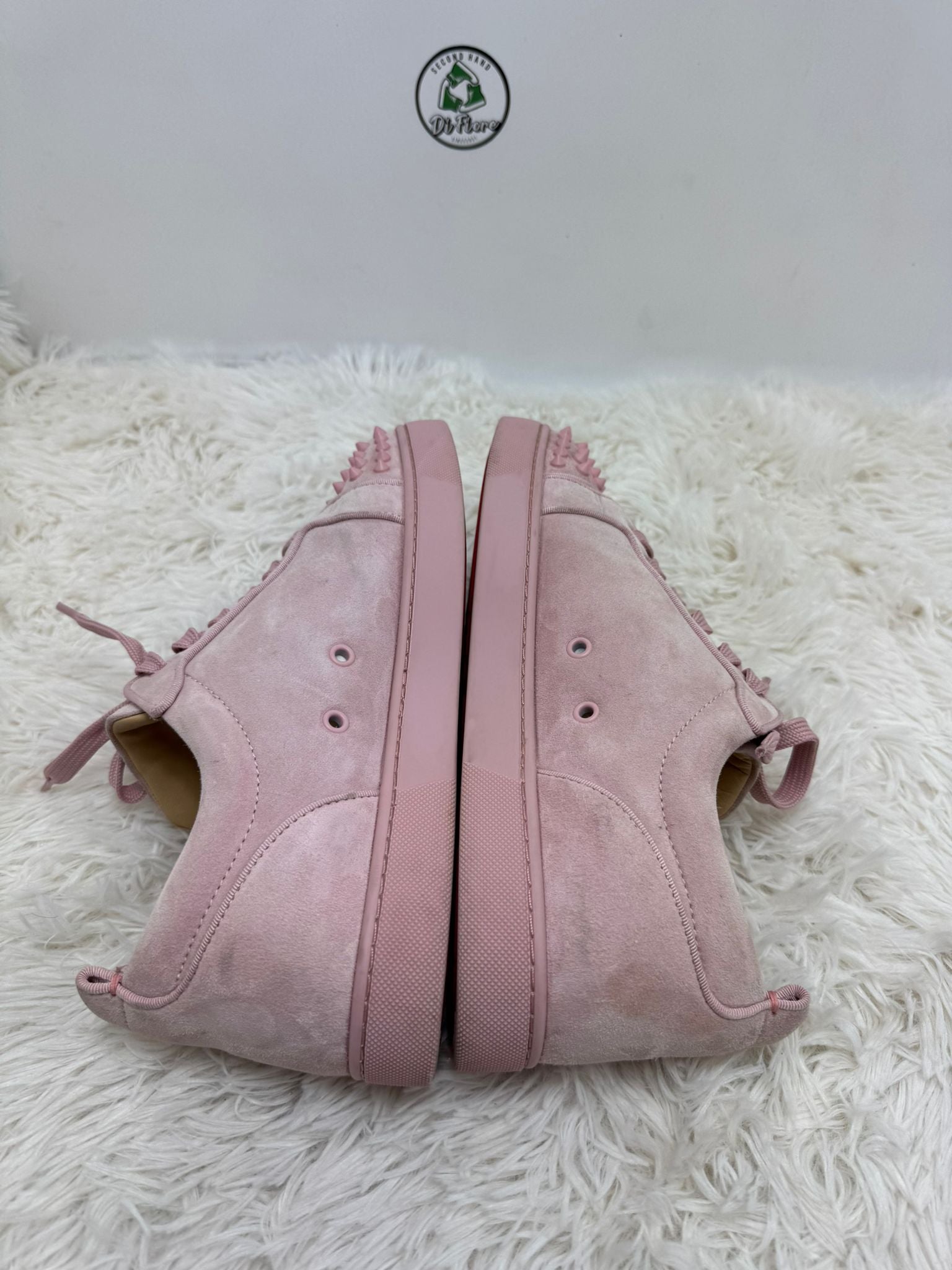 Louboutin 43