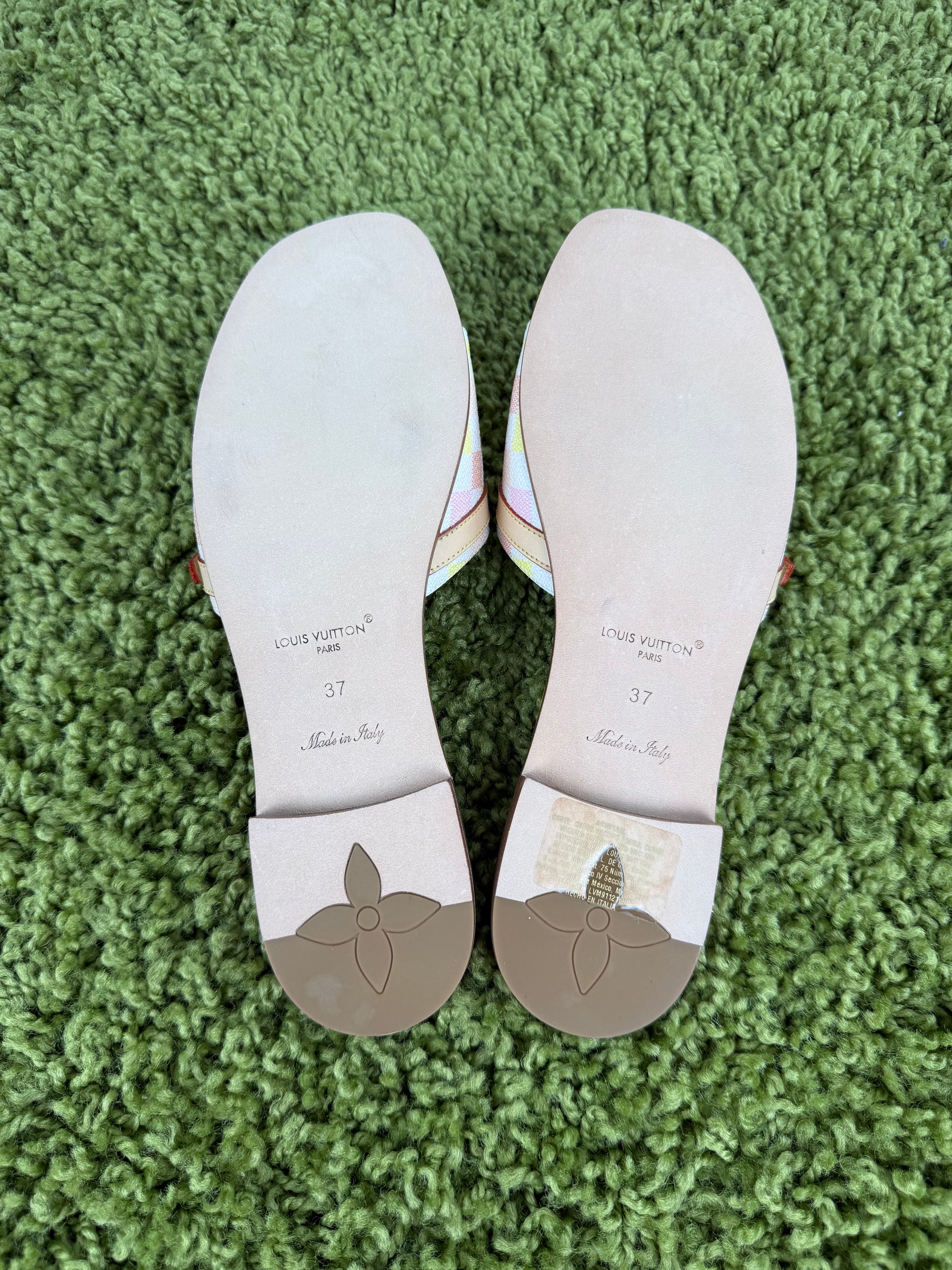 Sandali Louis Vuitton beige Multicolor 37