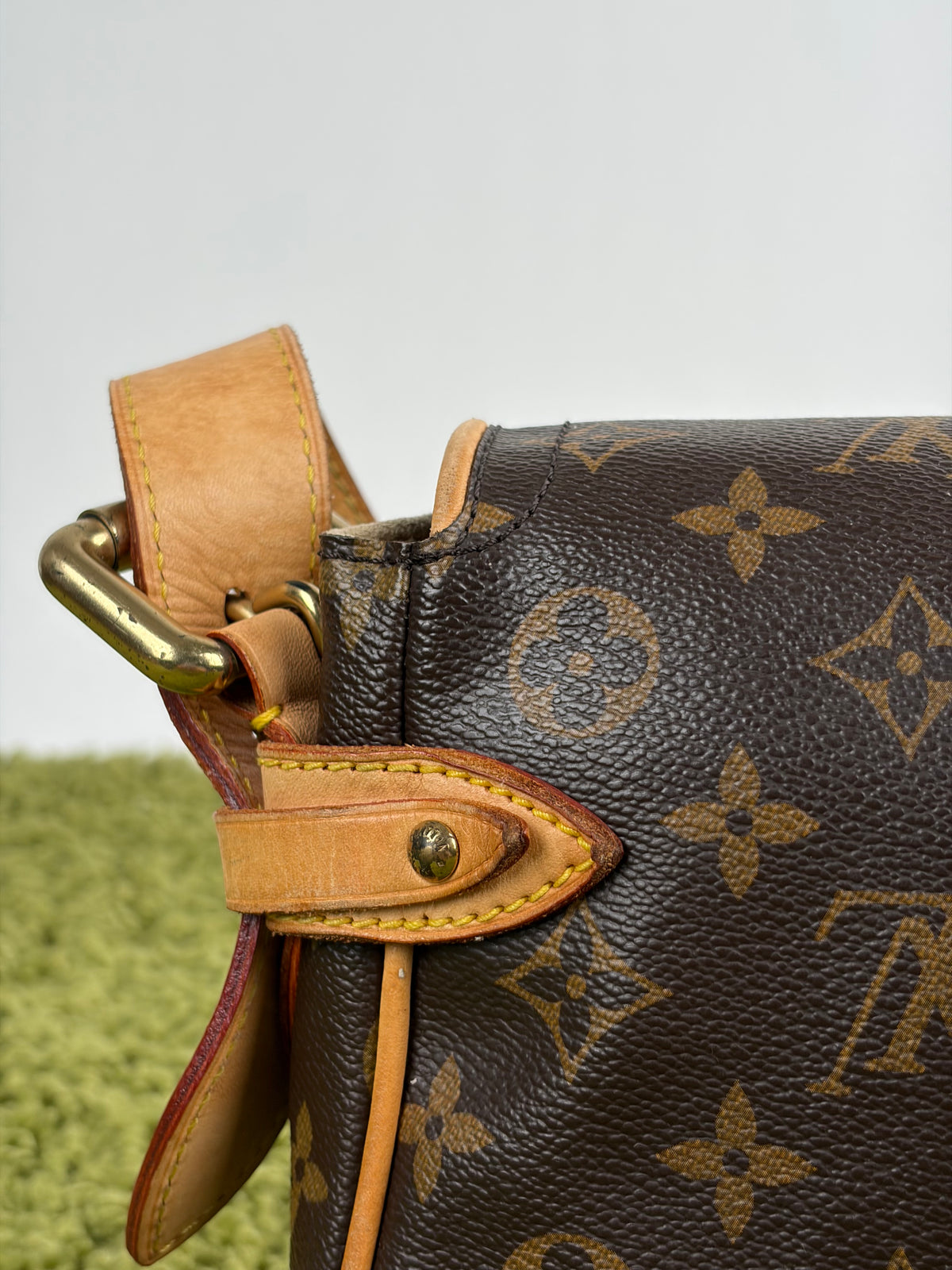 Borsa Monogram Hudson PM Louis Vuitton Marrone