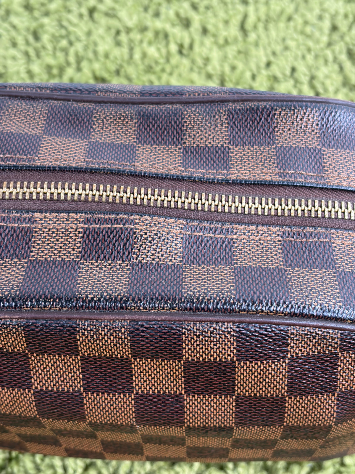 Beauty Case Louis Vuitton in tela Damier Marrone