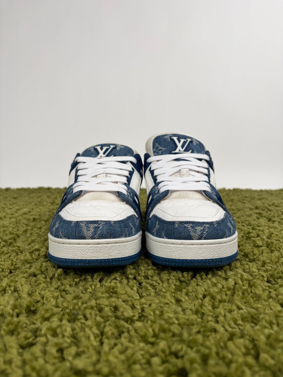 Louis Vuitton Trainer in Denim Blu 7.5 - Second Hand Di Fiore