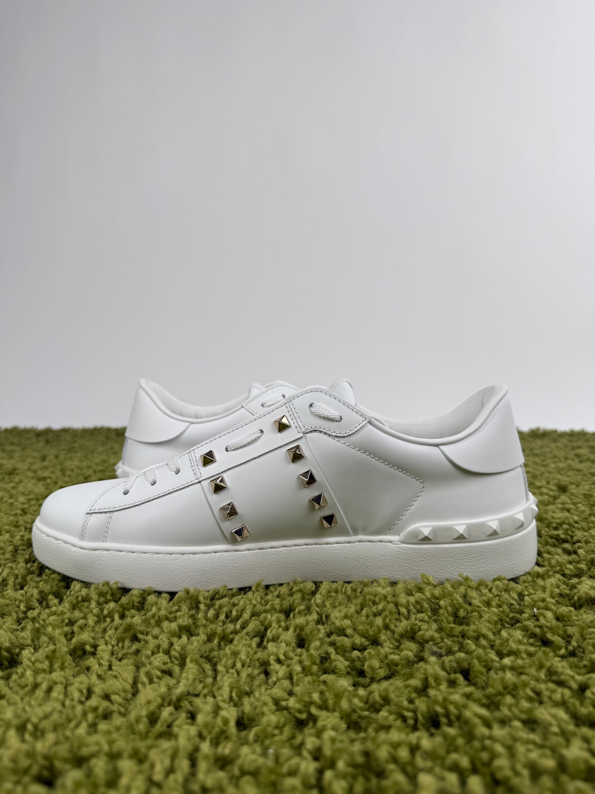 Valentino Garavani Rockstud Bianca 44