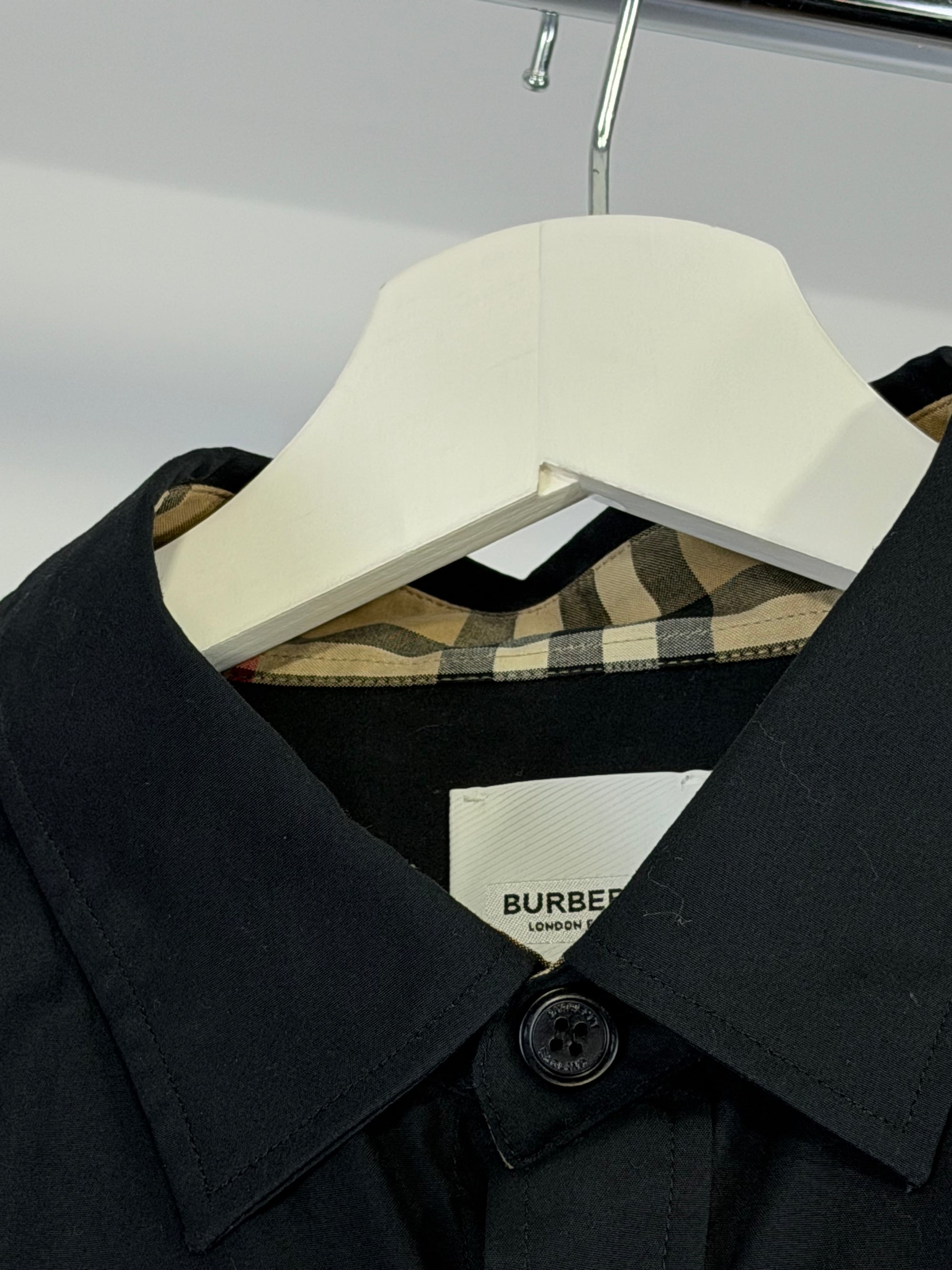 Camicia Burberry Size L nera