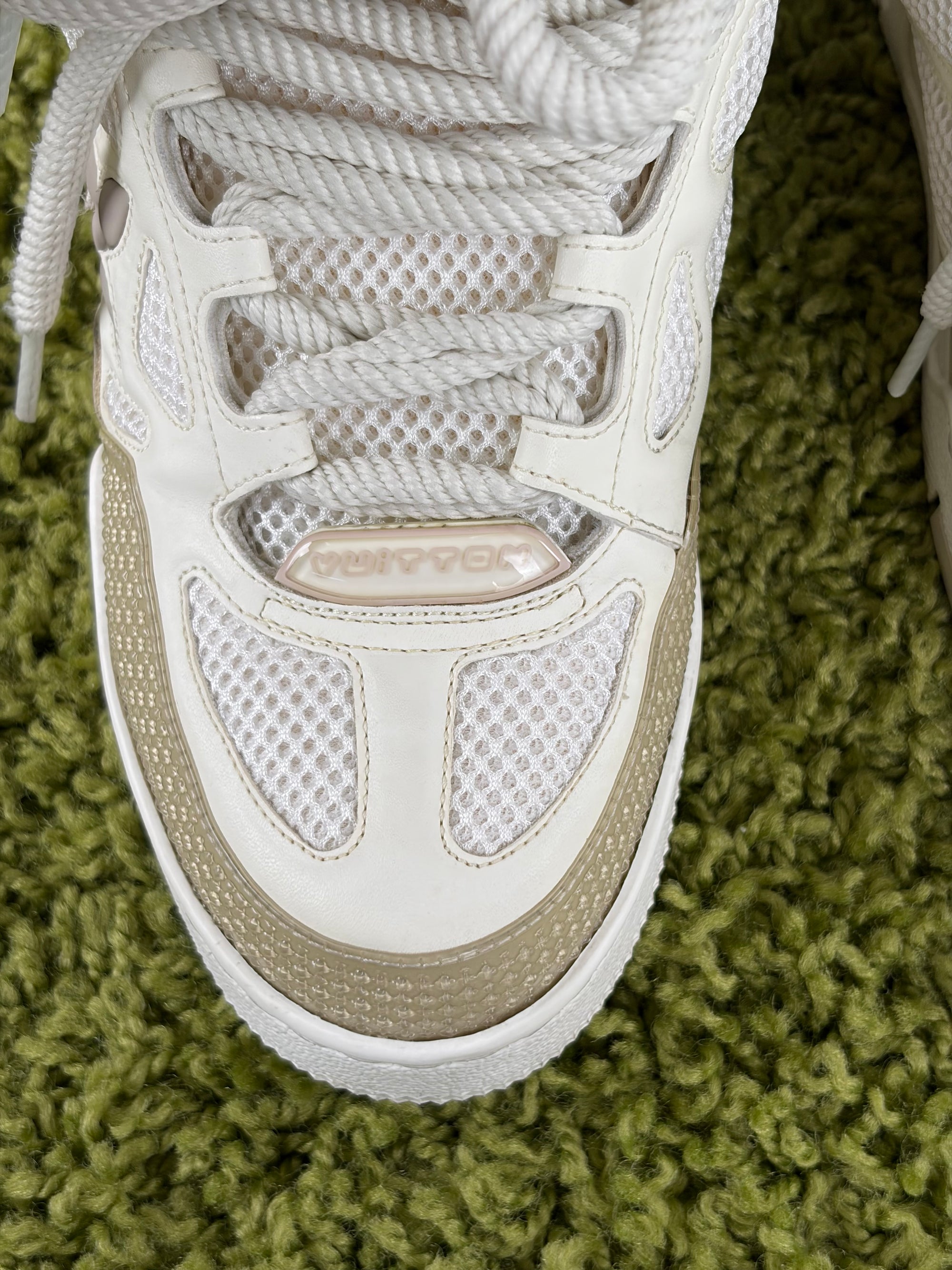 Louis vuitton skate Size 6=40 calza 41 beige e bianca