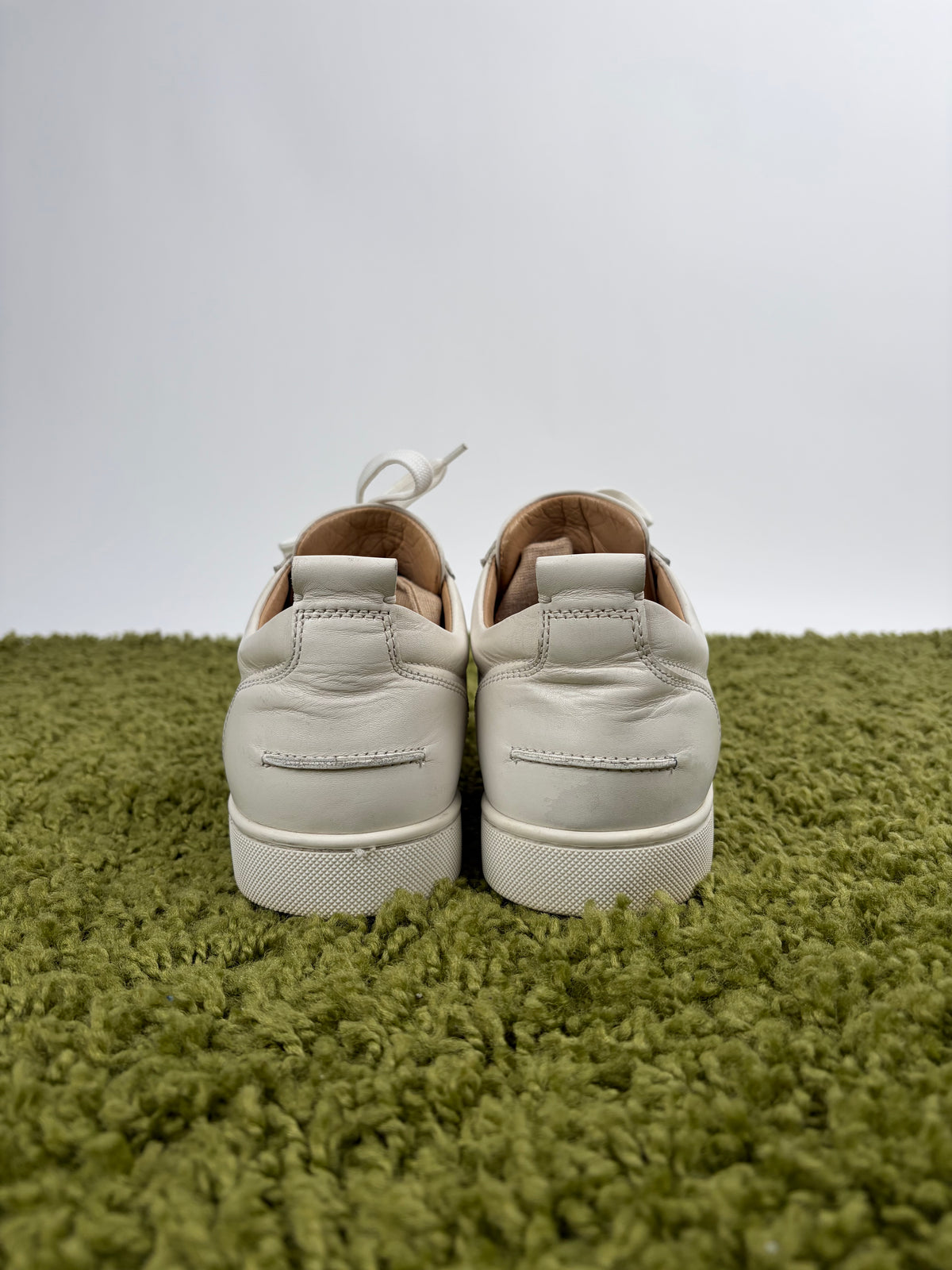 Christian Louboutin Spikes Low Bianca 41