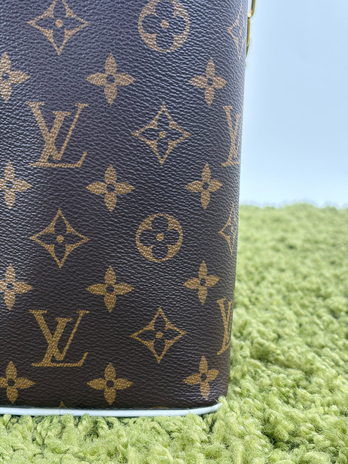 Beauty Case Louis Vuitton X NBA Marrone